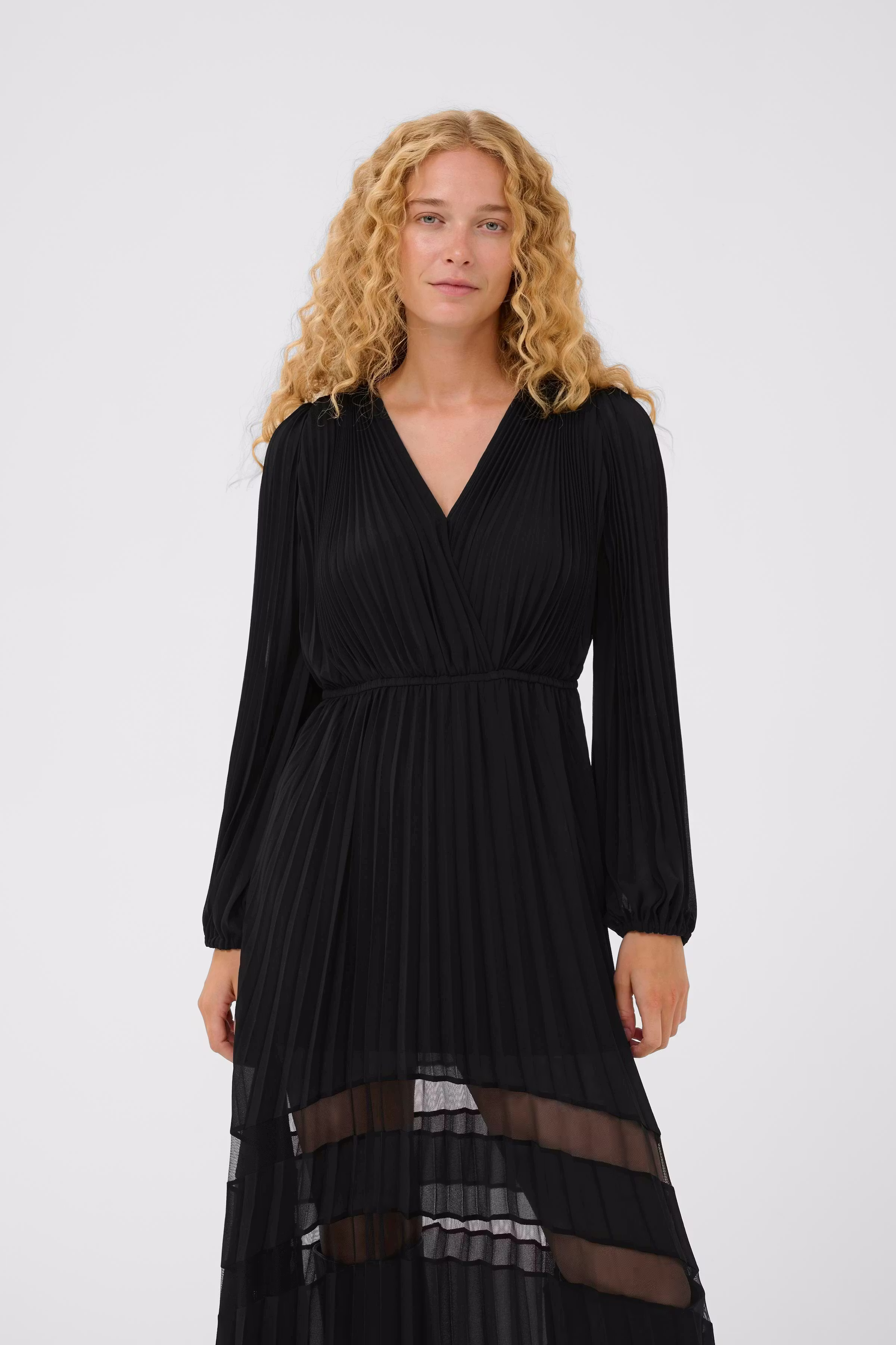 GISELLEIW Kjole LOOKBOOK FRONT 30112249-194008