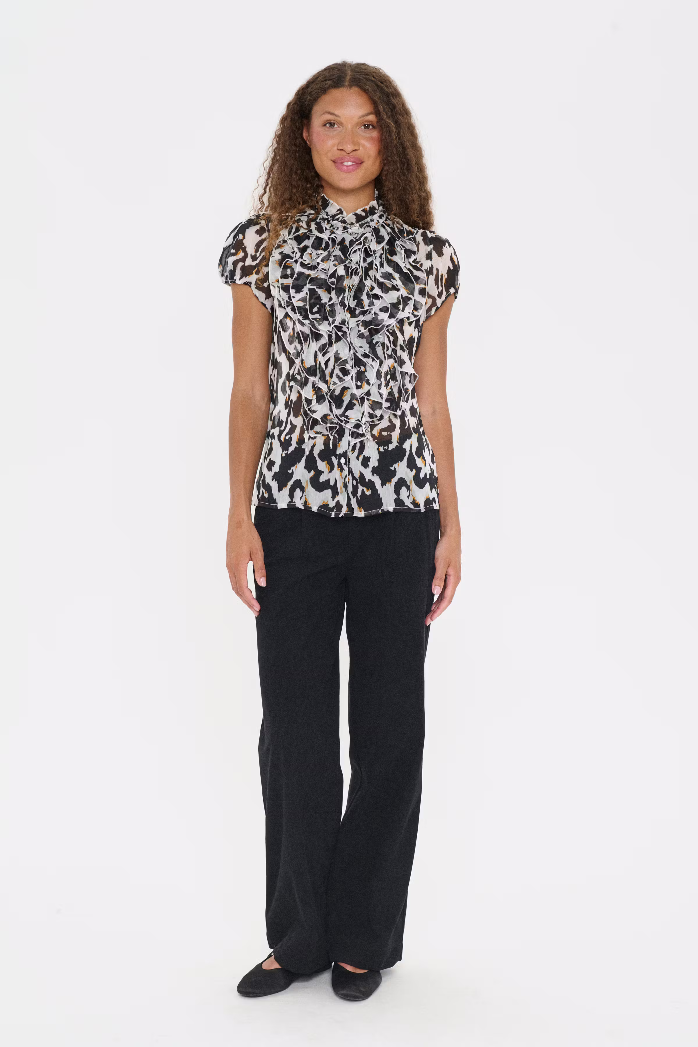 LiljaSZ Shirt LOOKBOOK FRONT 30512464-304111