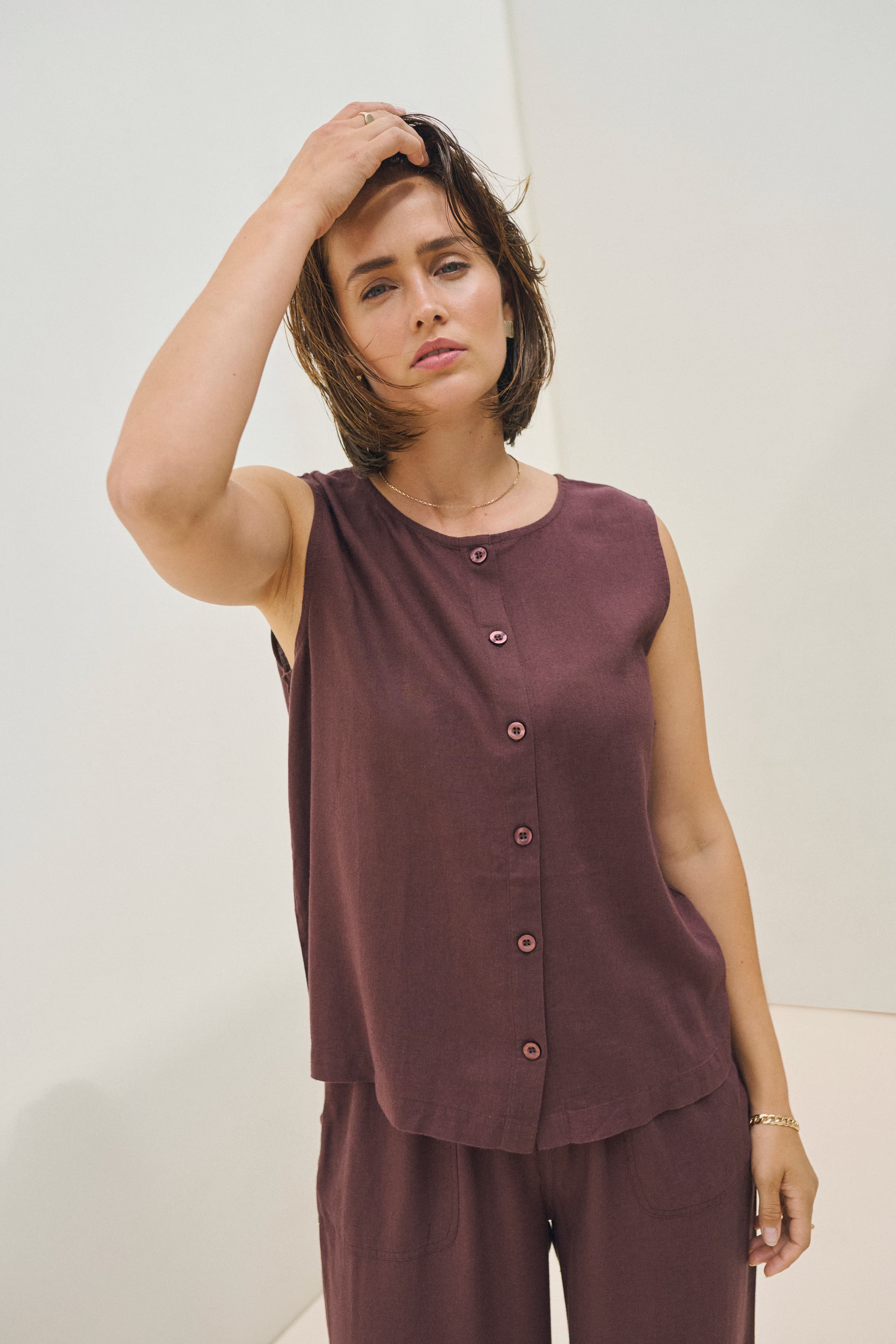 KAmilia Linen Blouse LOCATION NONE 10510158-191619