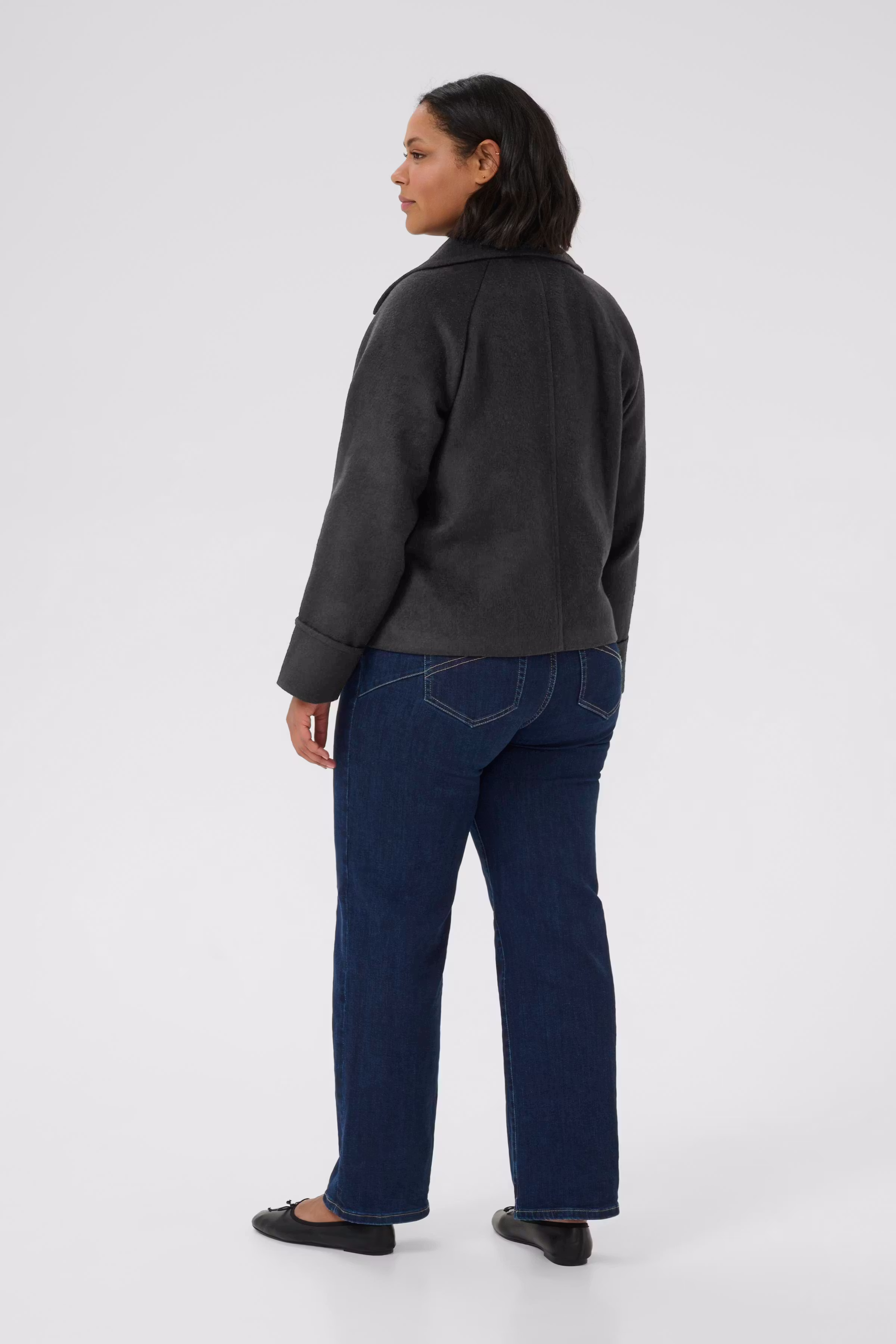 KCjulian Coat LOOKBOOK BACK 10583495-100121