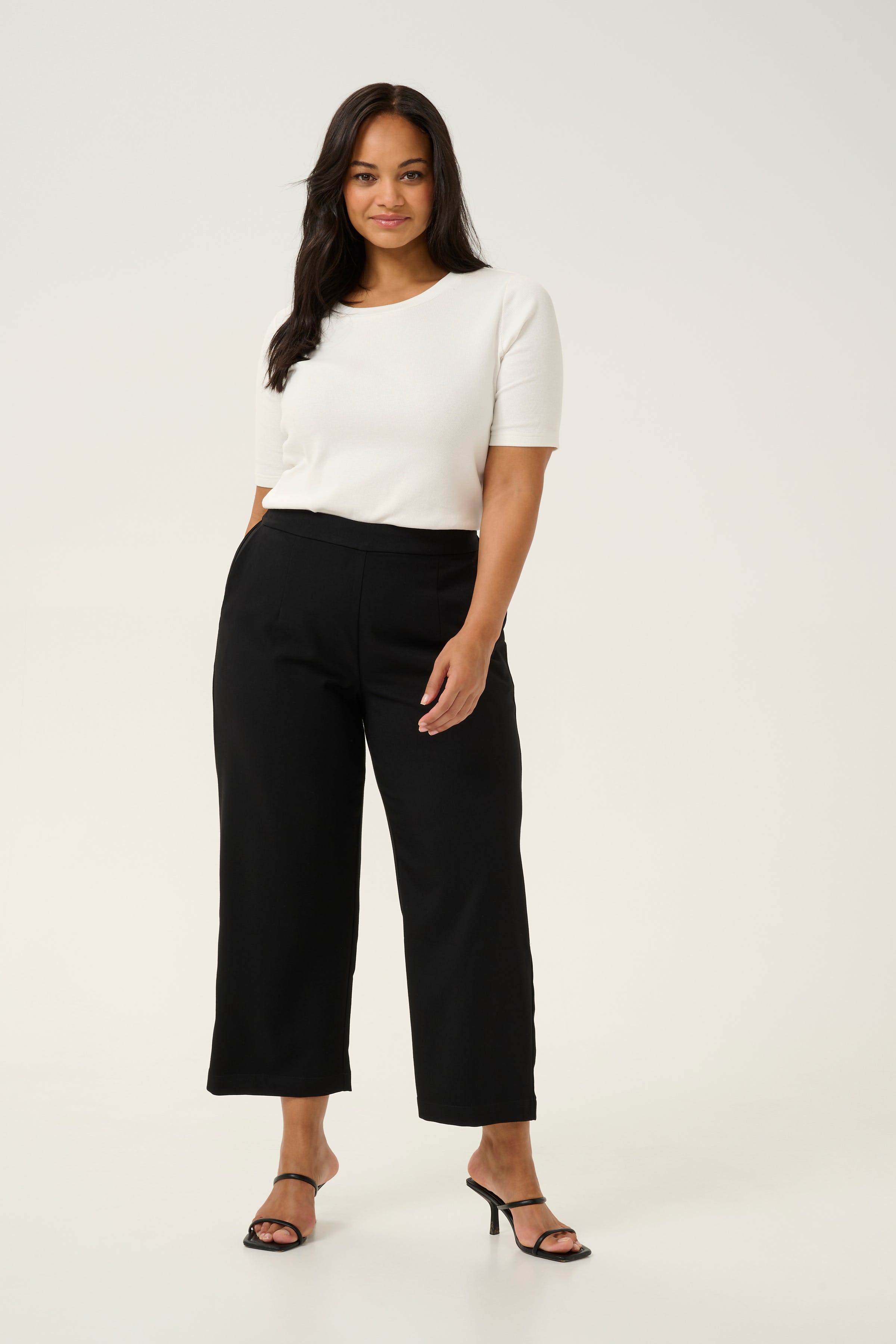 KCmerla Culotte Trousers LOOKBOOK FRONT 10582939-100121