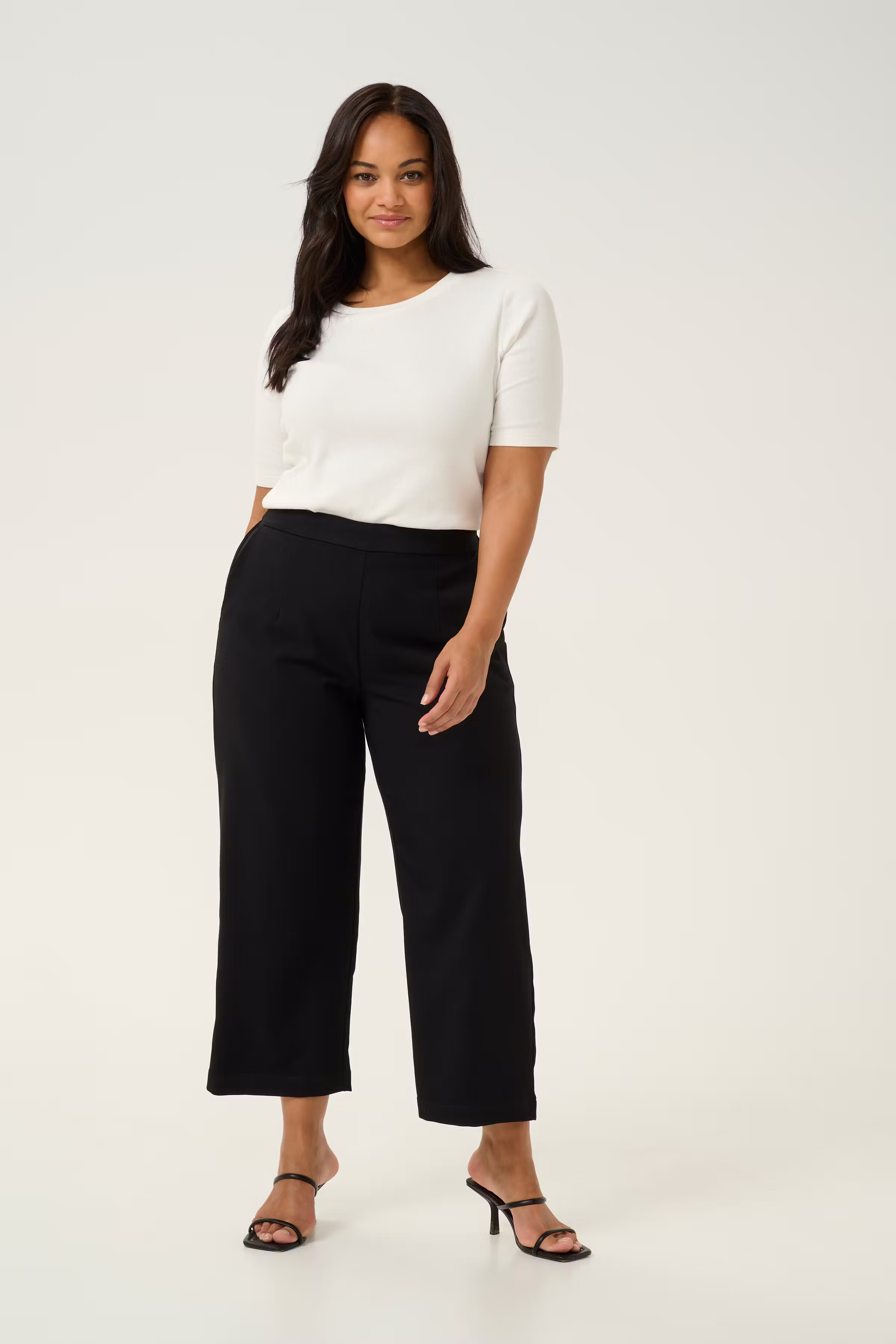 KCmerla Culotte Trousers LOOKBOOK FRONT 10582939-100121