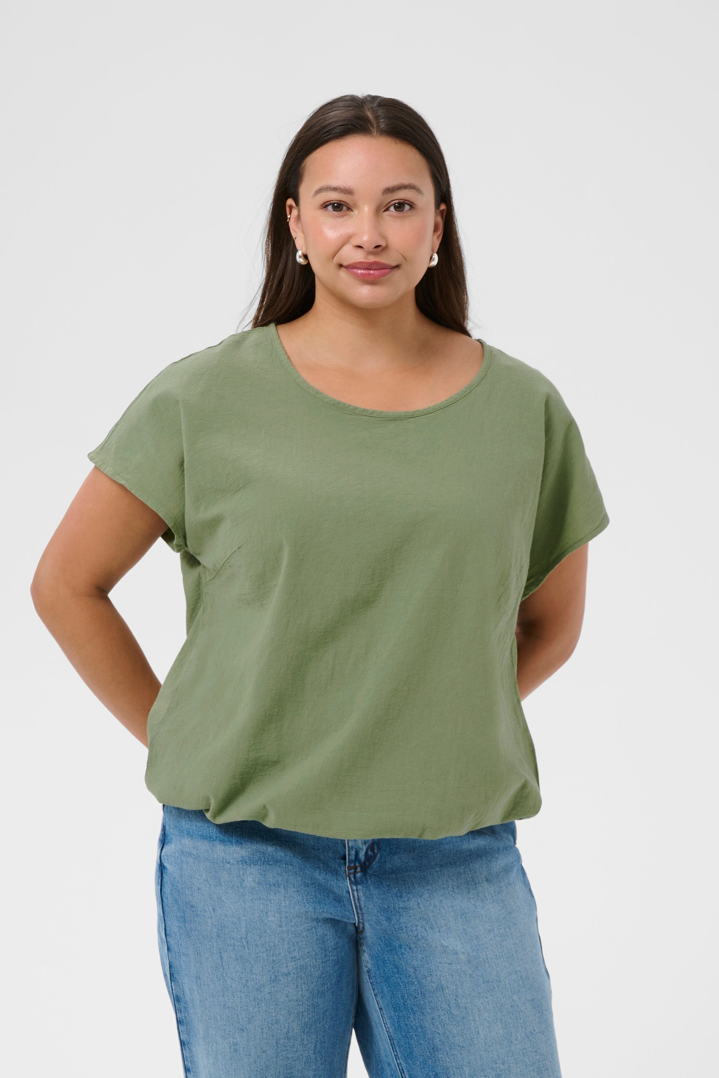 KCnana Blouse LOOKBOOK FRONT 10583965-176212