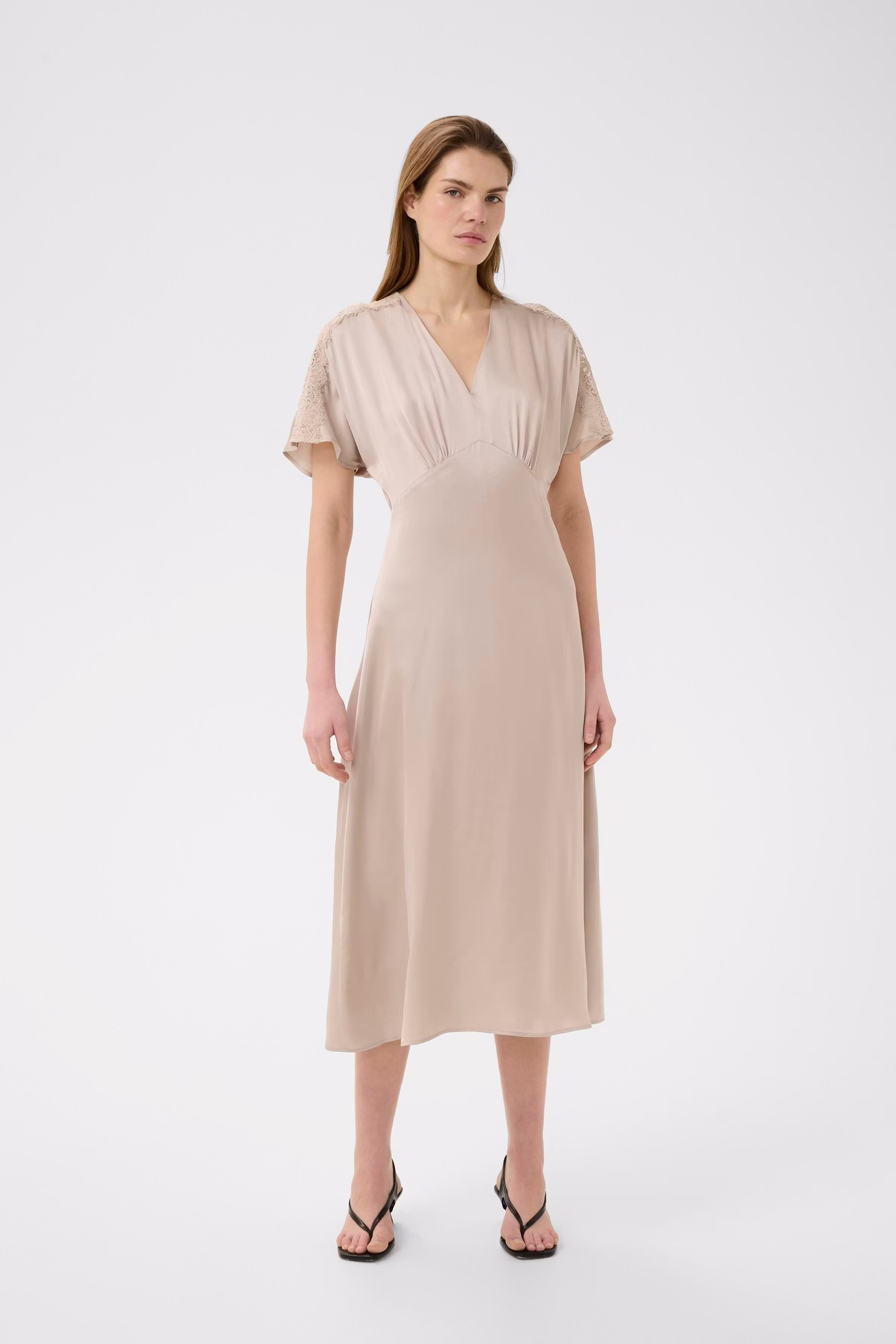 BallaIW Dress LOOKBOOK FRONT 30111217-303115