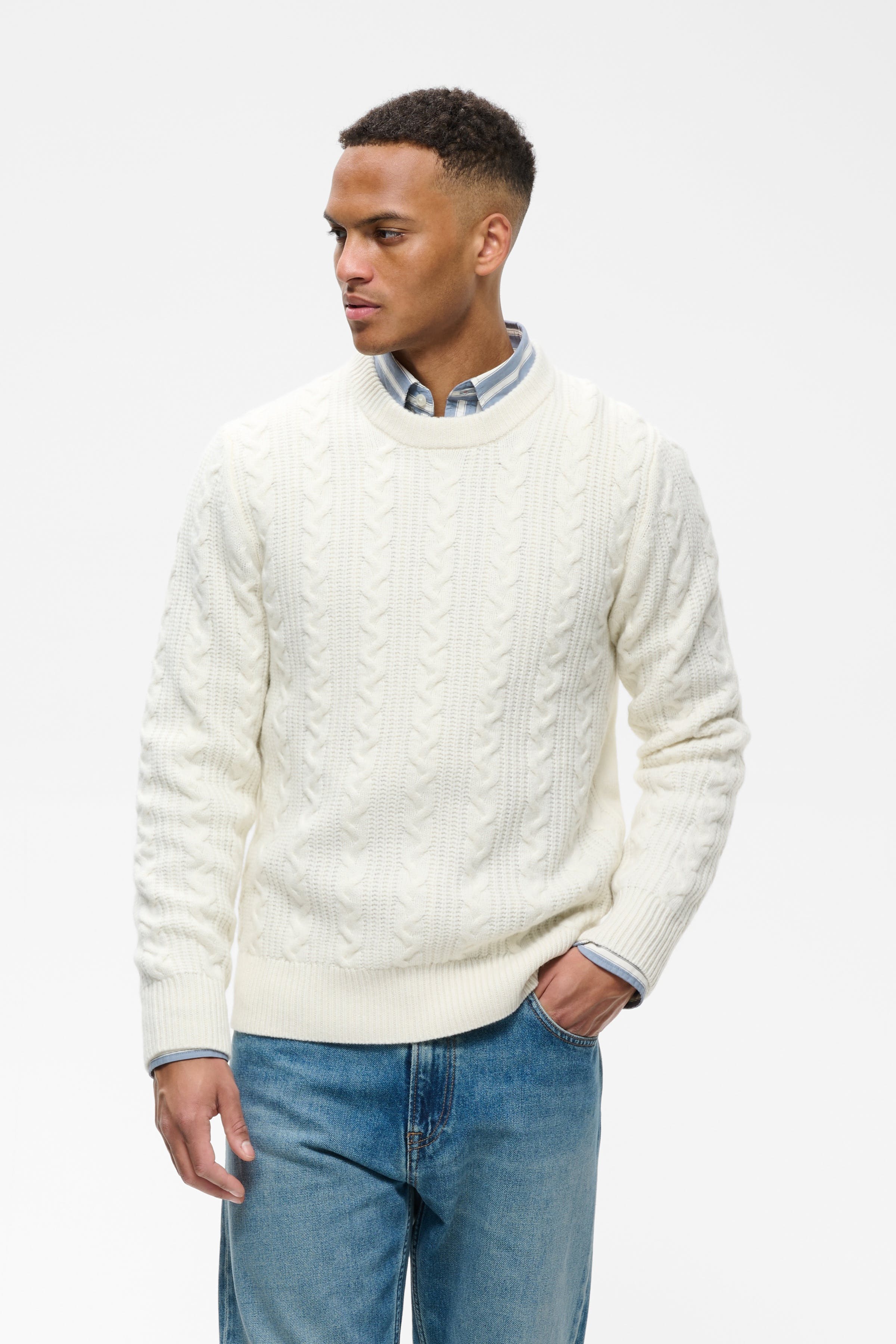 MAtriton Pullover LOOKBOOK FRONT 30209181-110104