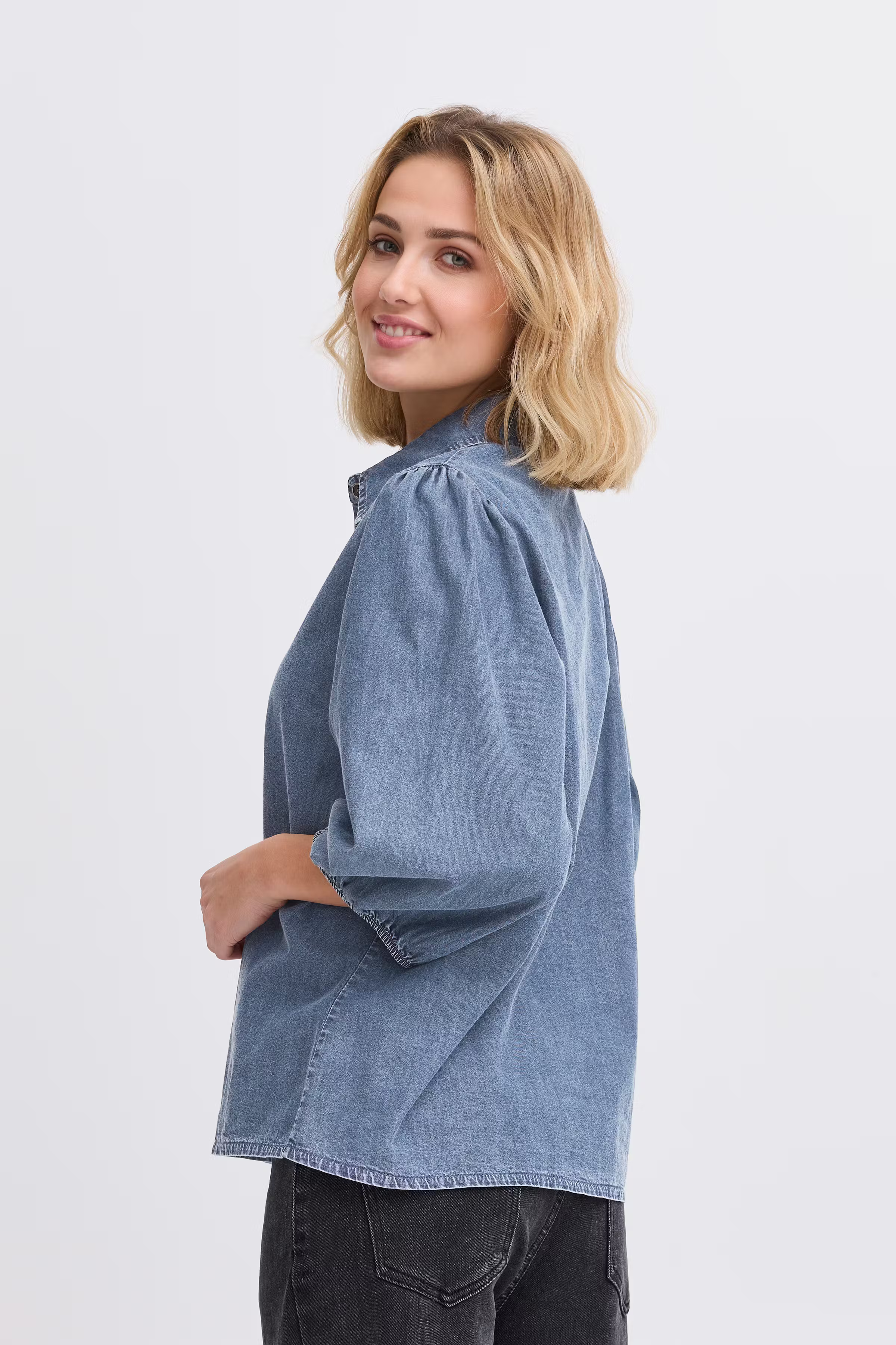 SBLADY Skjorte LOOKBOOK BACK 22100880-203403