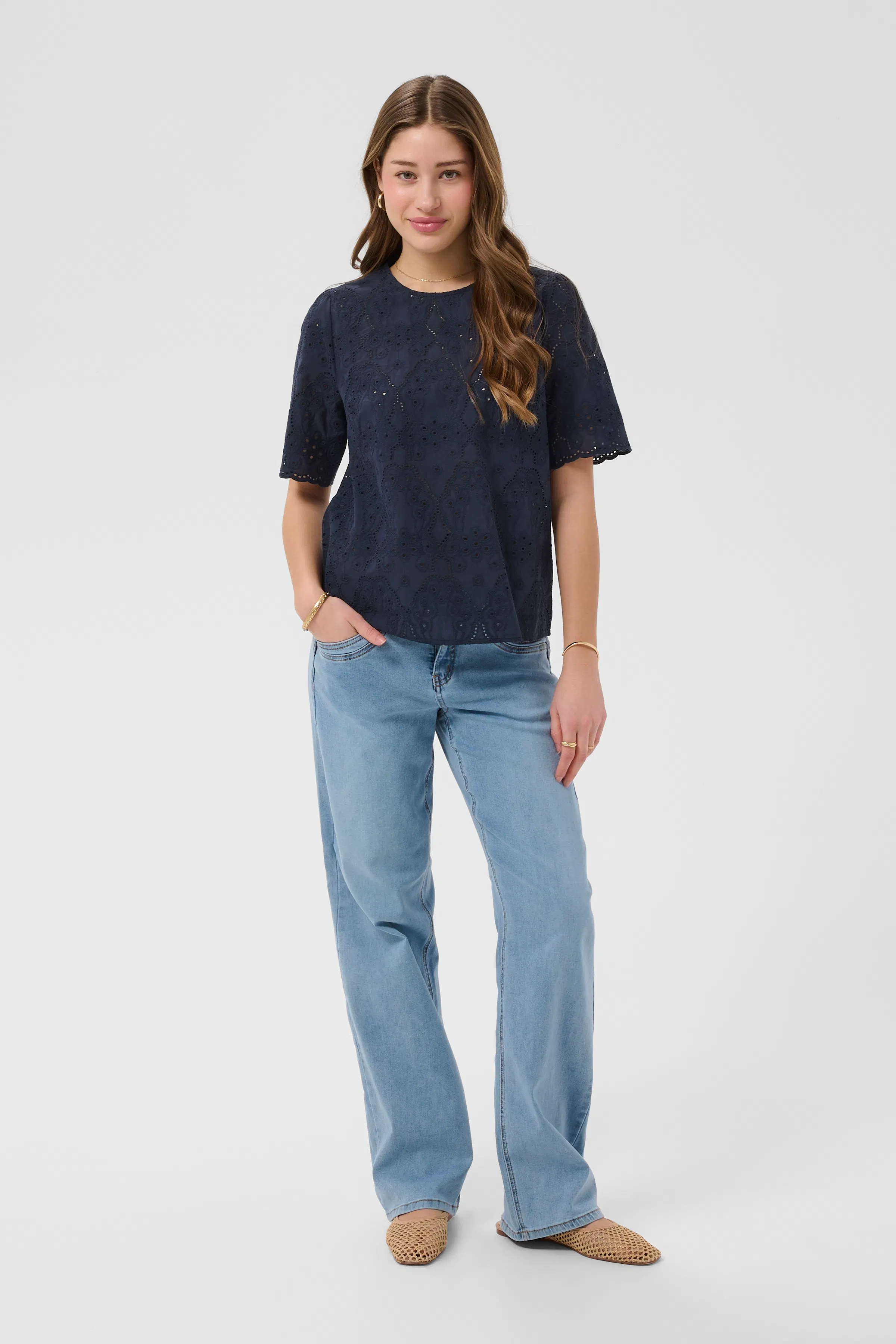 CRFina Bluse LOOKBOOK FRONT 10614006-193923