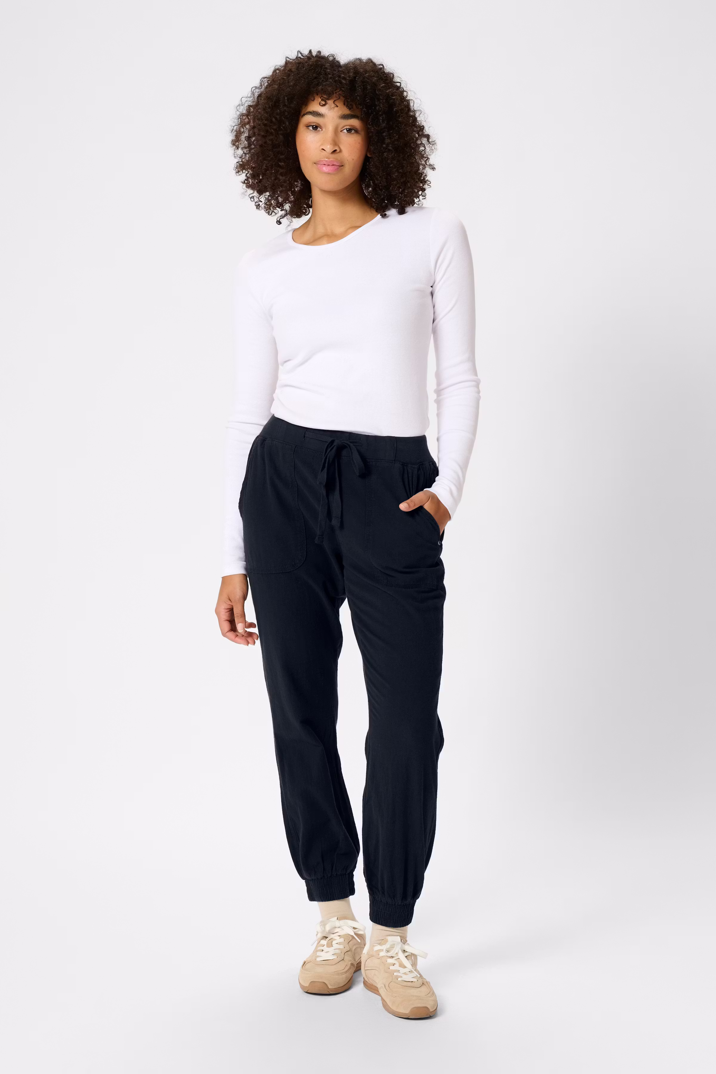 KAnaya Hose LOOKBOOK FRONT 10505397-194020