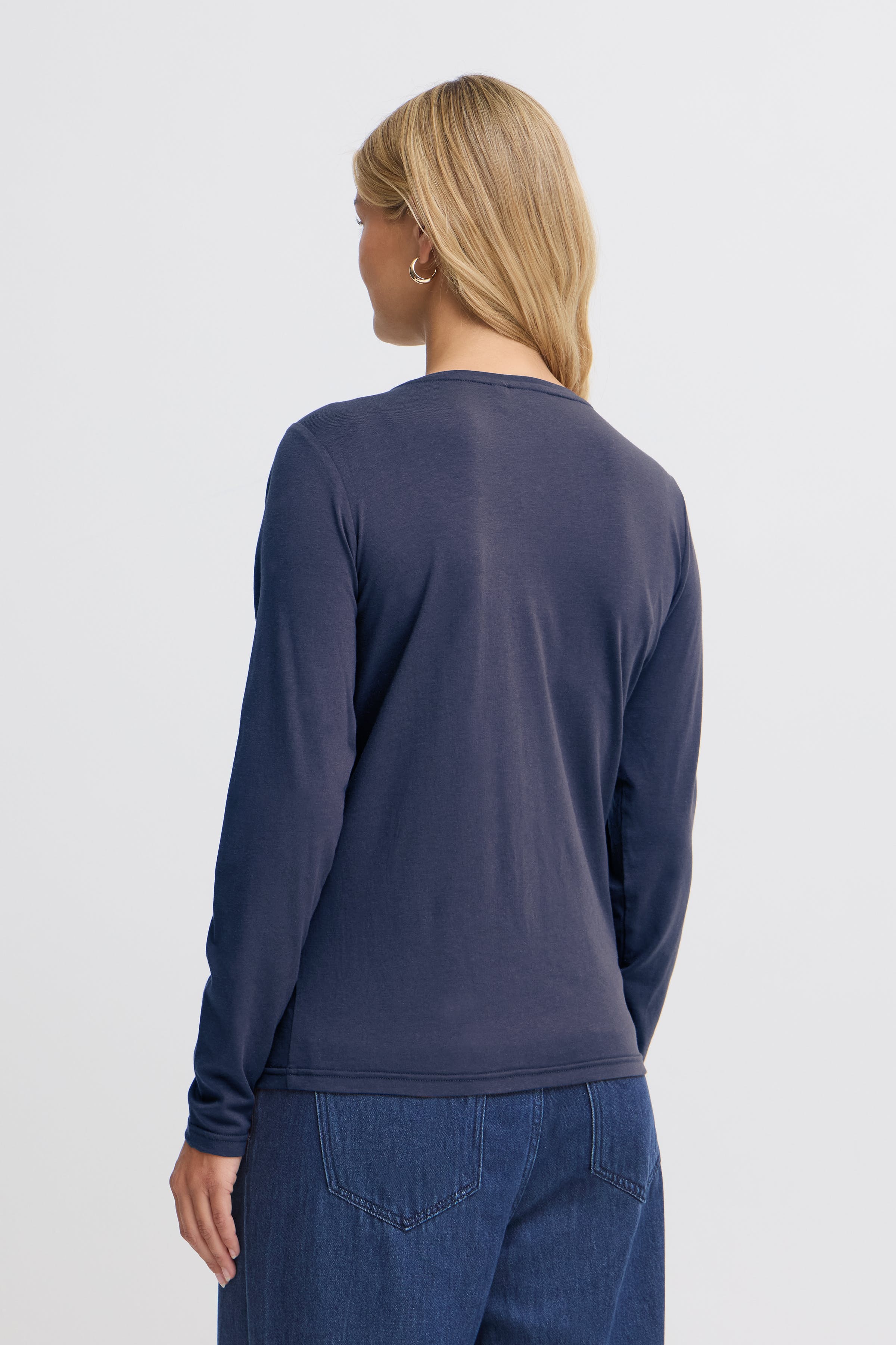 FRCLEA T-shirt LOOKBOOK BACK 20618125-193923