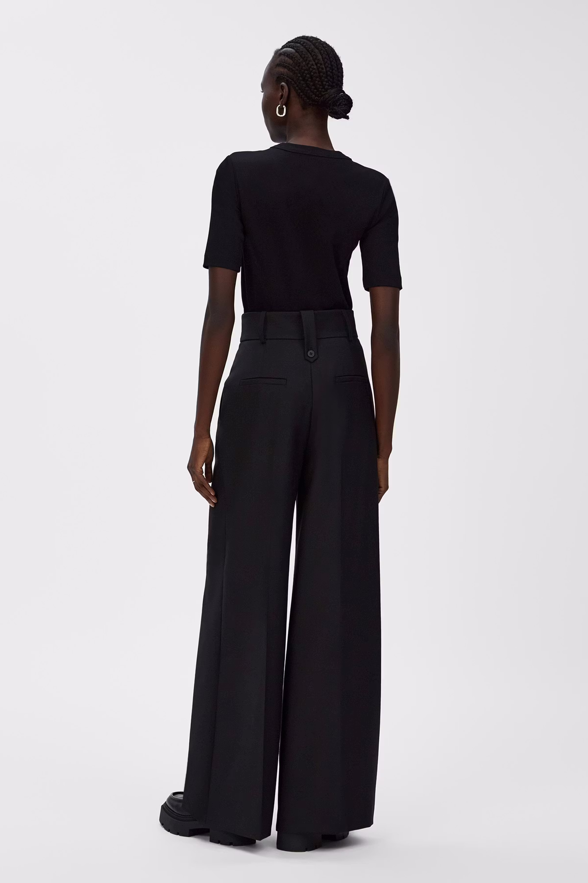 KRISTIN T-shirt LOOKBOOK BACK 30600446-BK999