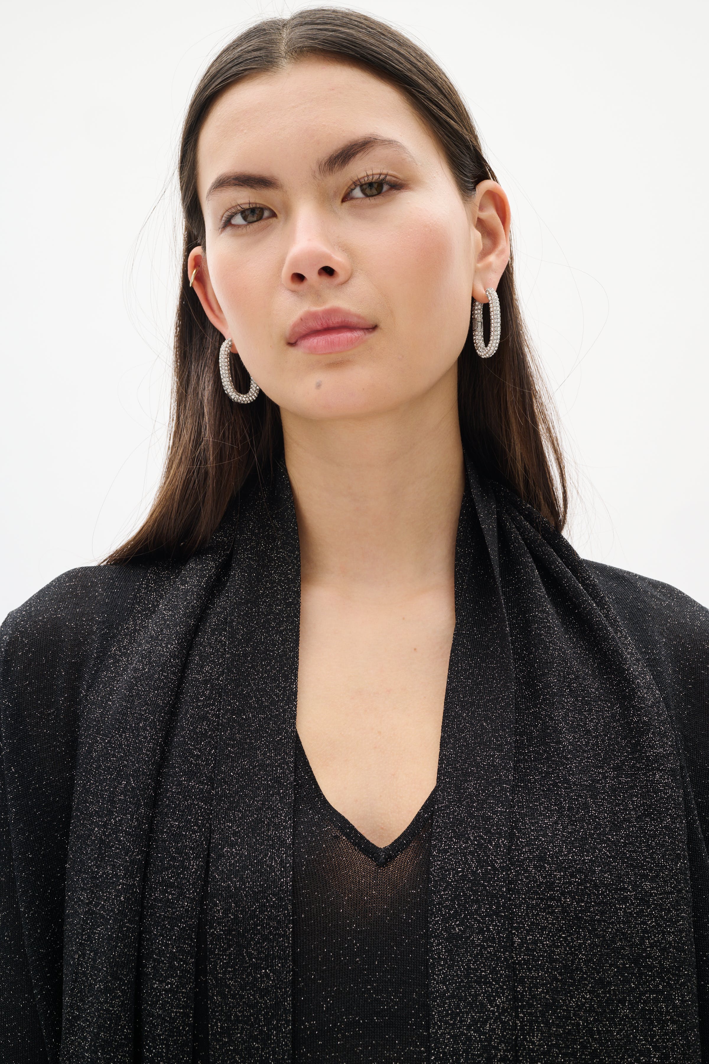 ThaniIW glitter Cardigan LOOKBOOK DETAIL 30110084-194008