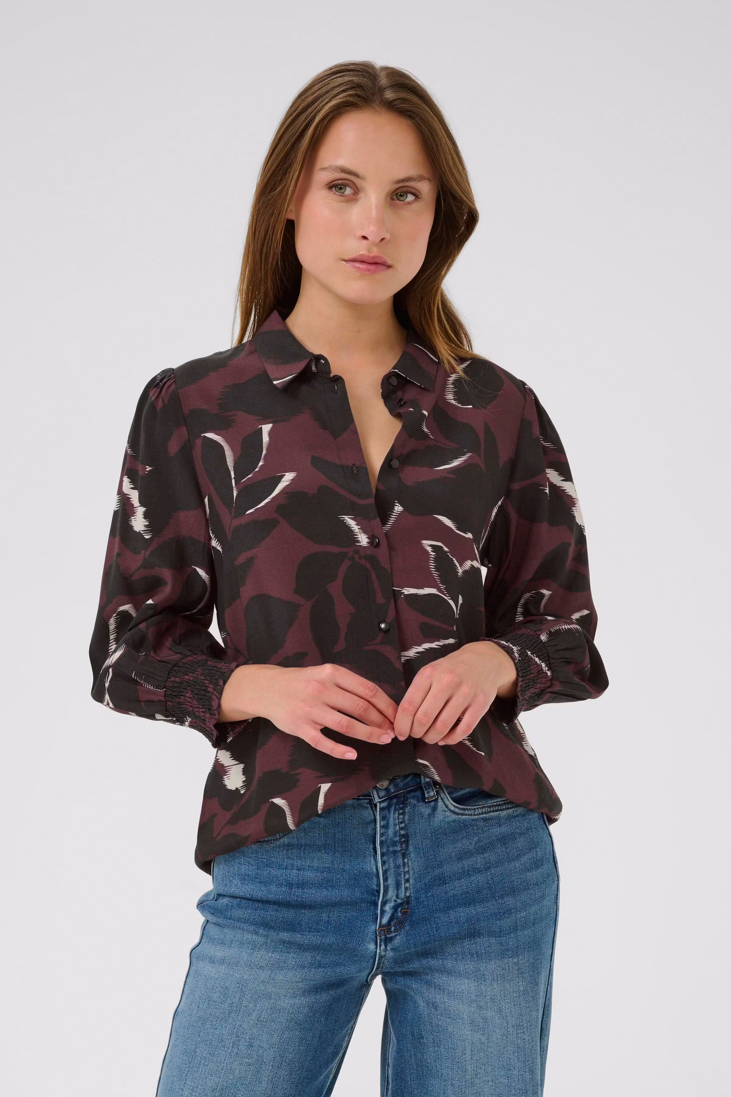 KAmille Hemd LOOKBOOK FRONT 10510719-108224