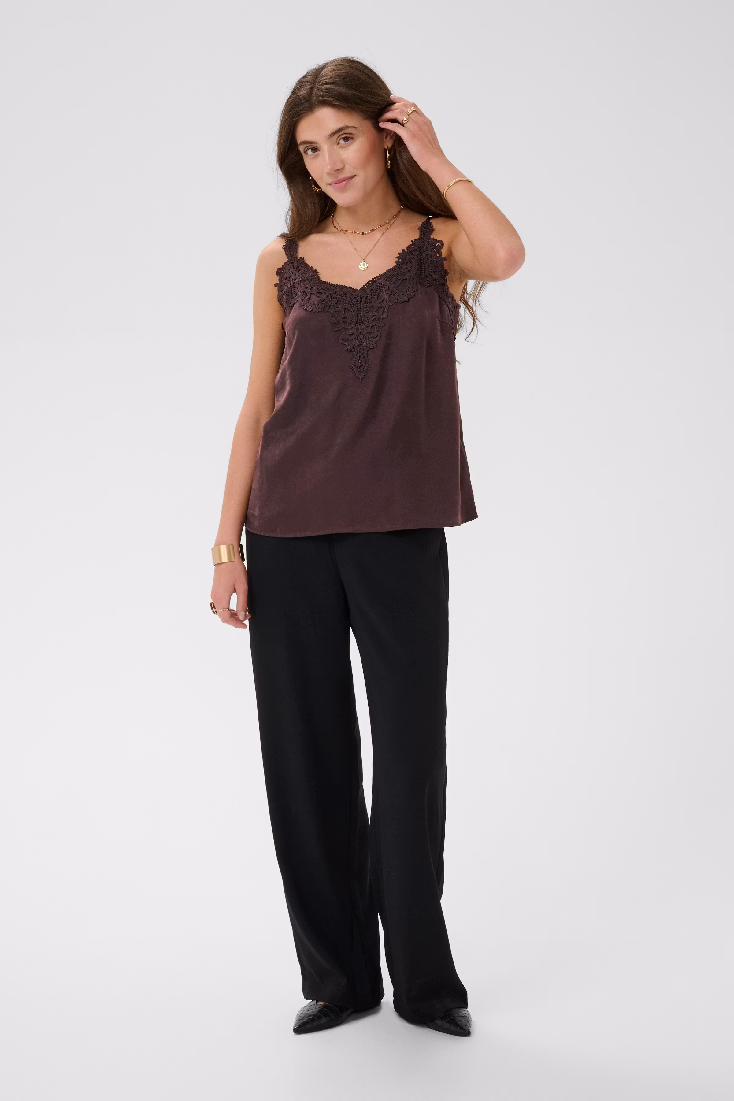 CRAnna Top LOOKBOOK FRONT 10611224-191110