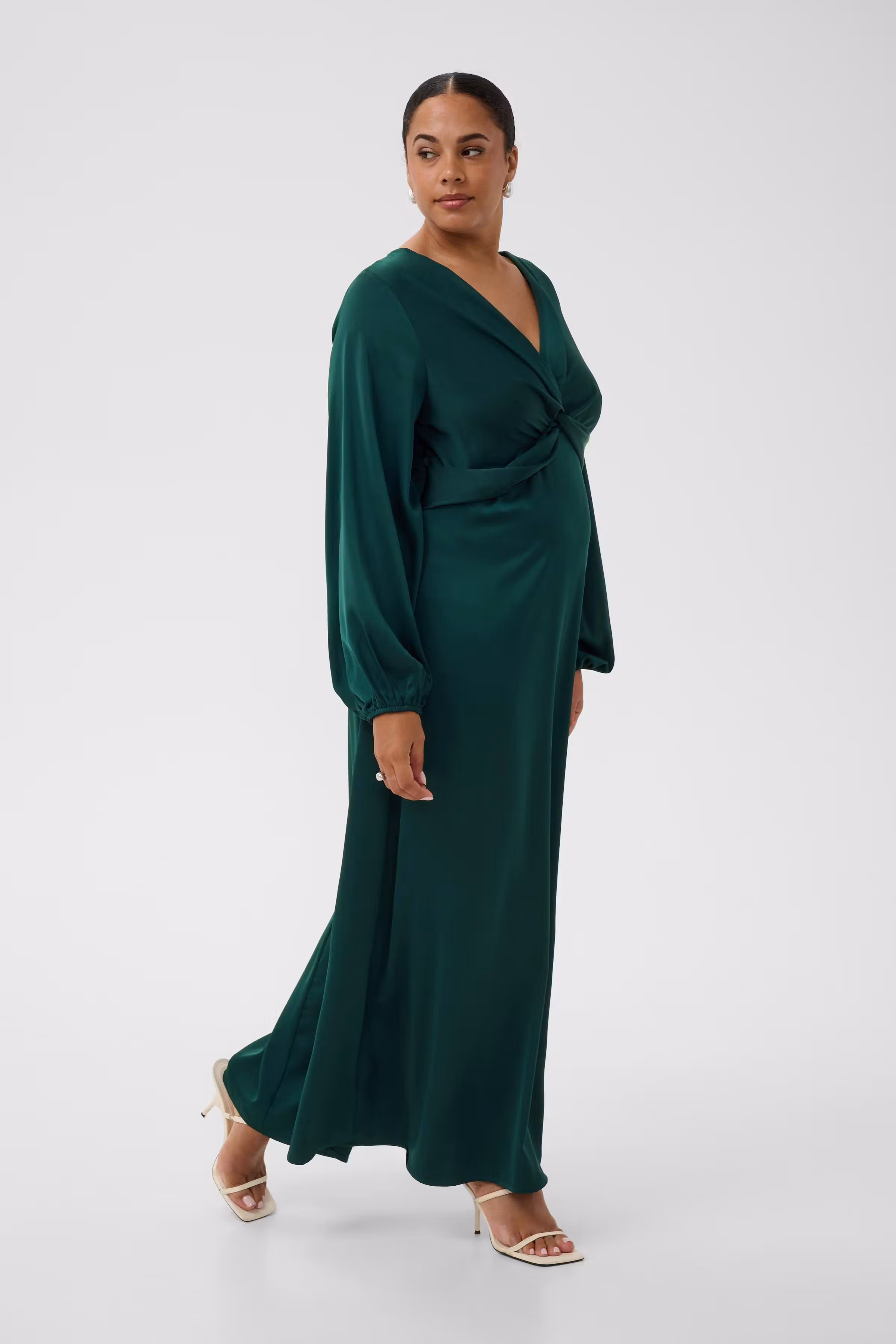KCjamie Kleid LOOKBOOK FRONT 10584343-190509