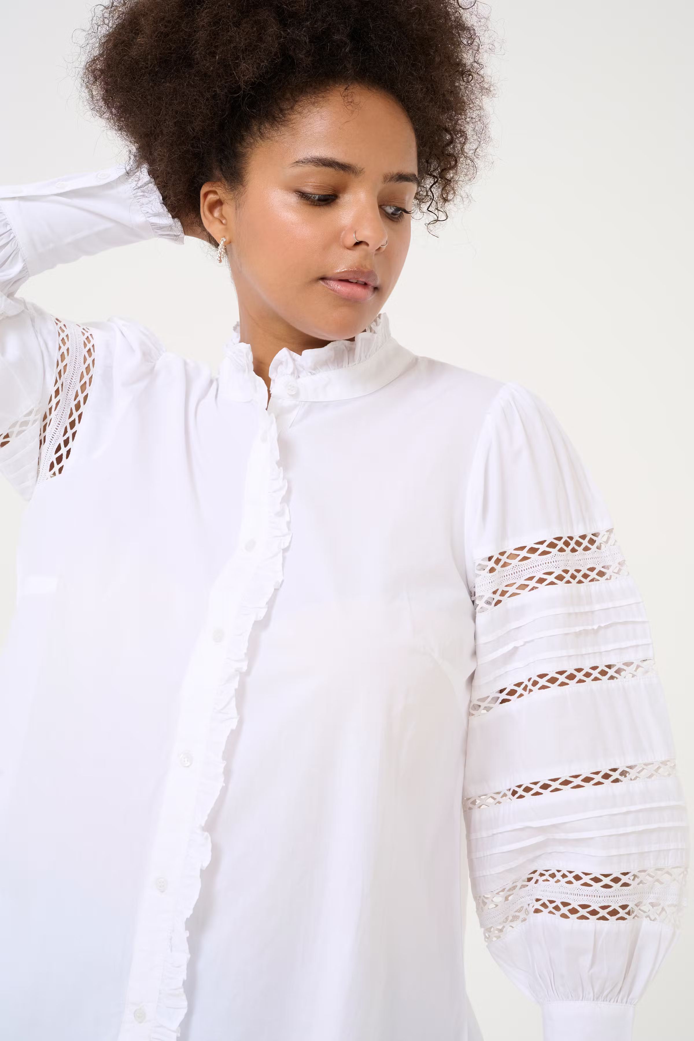 KCwilla Skjorta LOOKBOOK DETAIL 10583024-110601