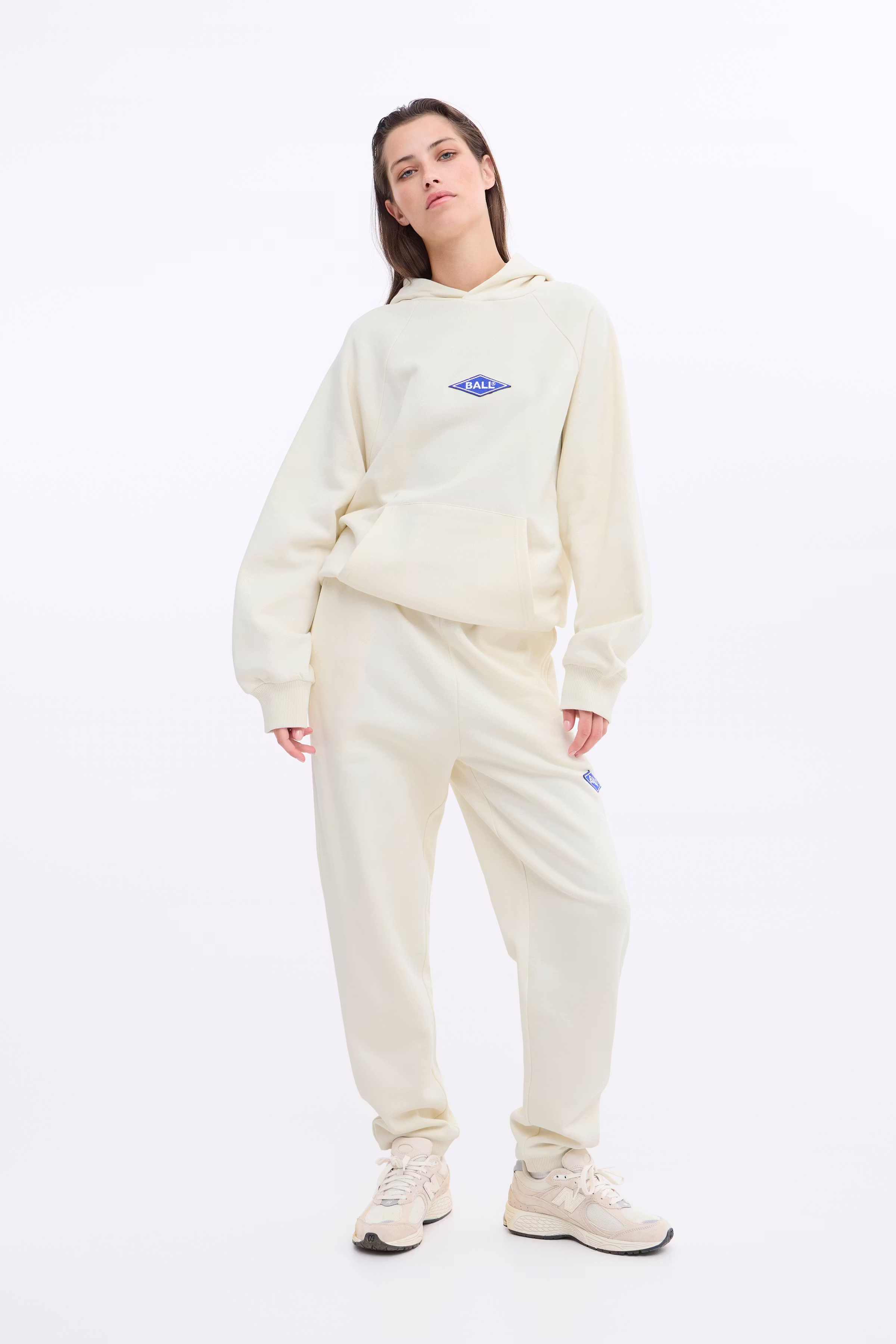 BALL RIMINI SWEAT PANTS LOOKBOOK FRONT 50405212-B1010