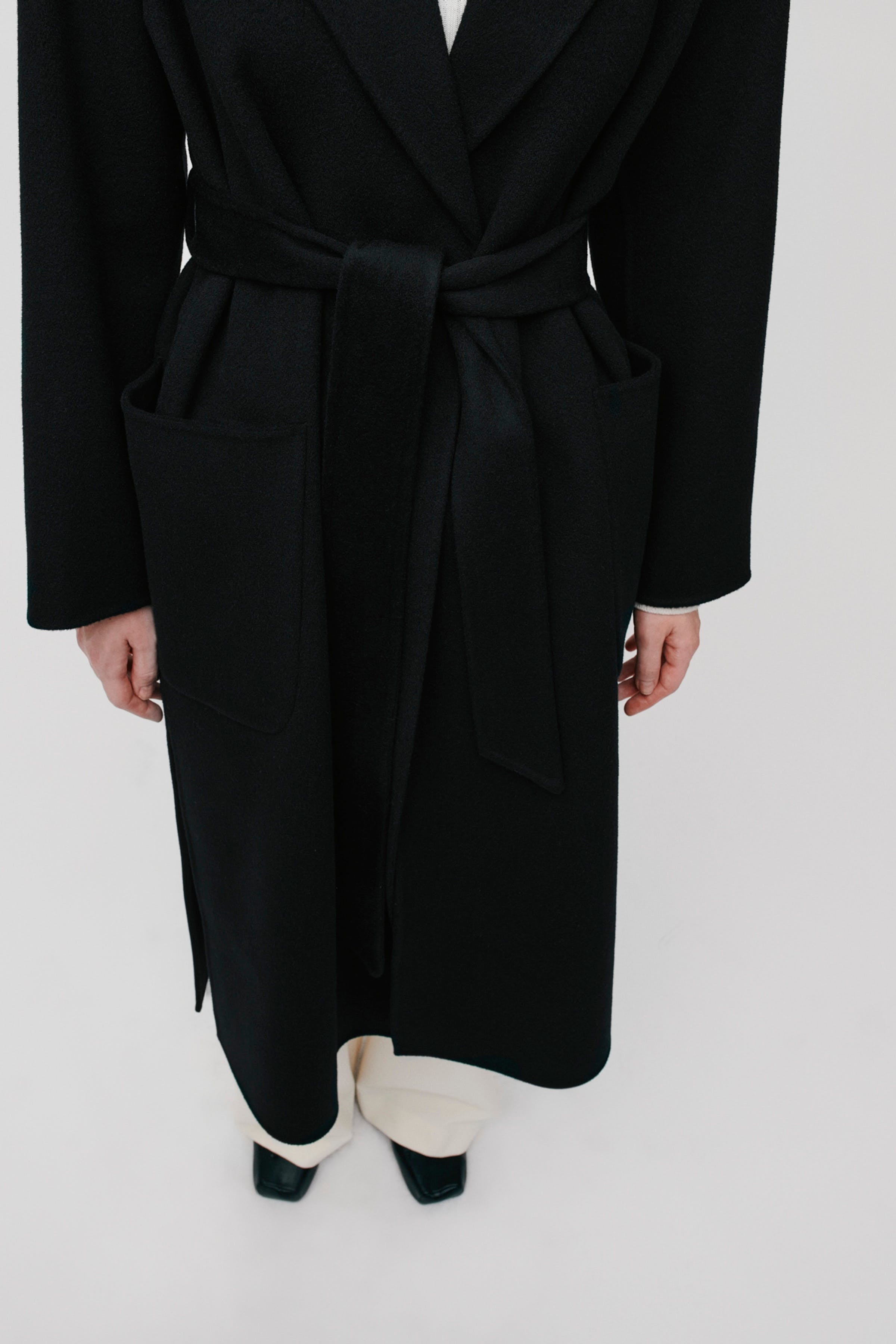 CELIA Coat LOOKBOOK FRONT 30600561-BK999