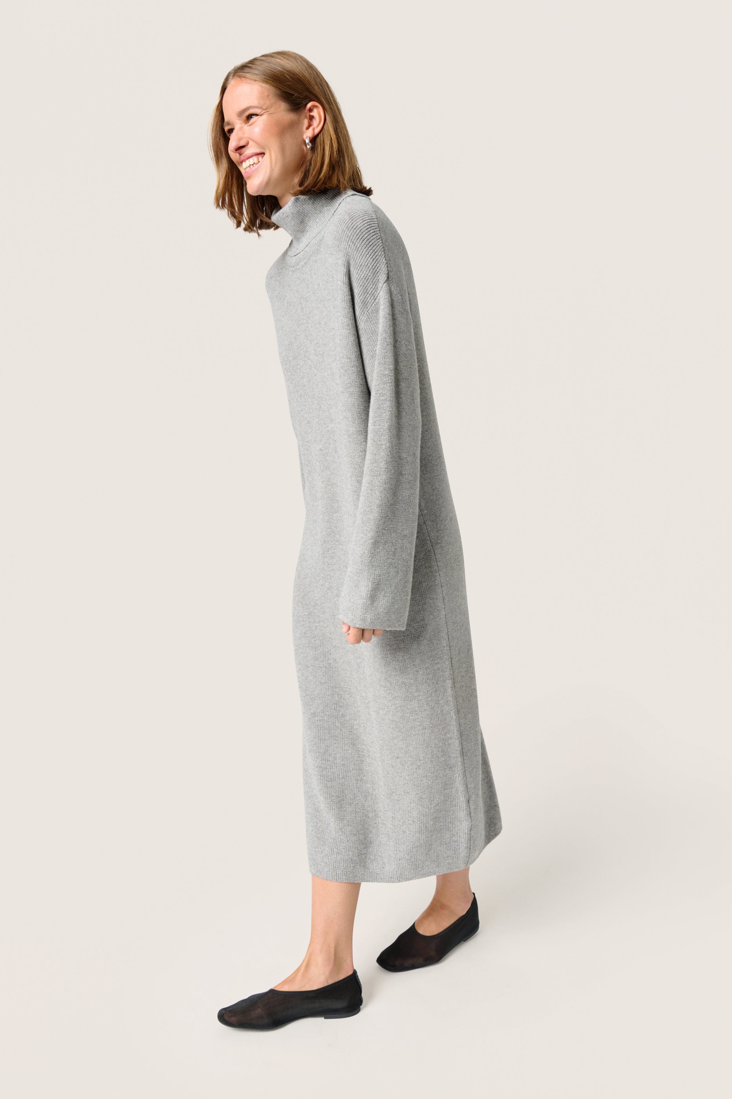 SLSanja Klänning LOOKBOOK FRONT 30407907-1538001