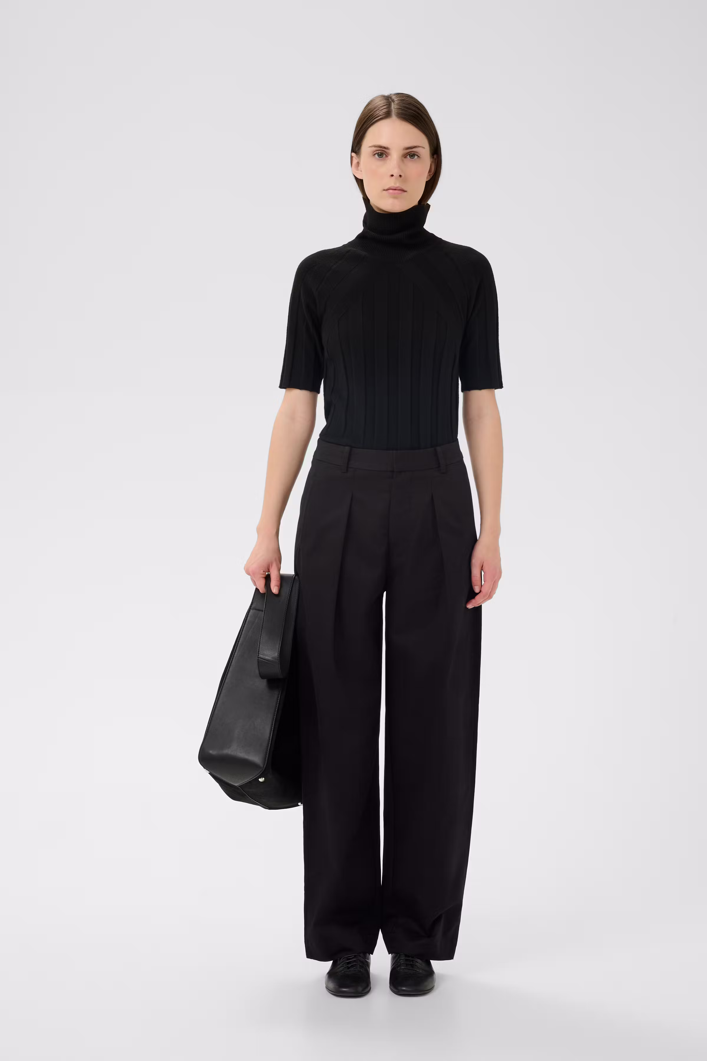 TinikkaIW Barrel Broek LOOKBOOK FRONT 30111163-194008