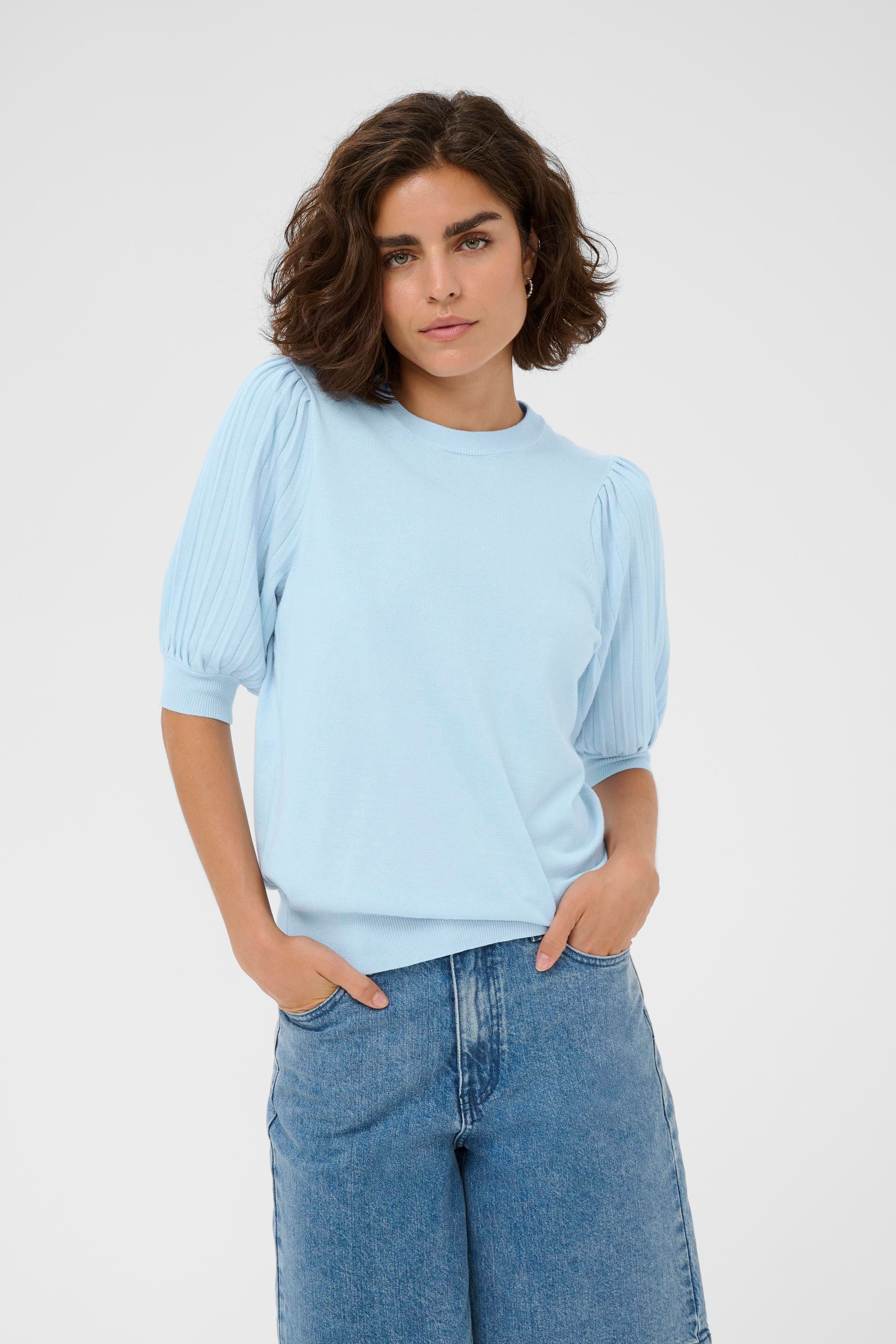 KAlone Pullover LOOKBOOK FRONT 10508368-144005