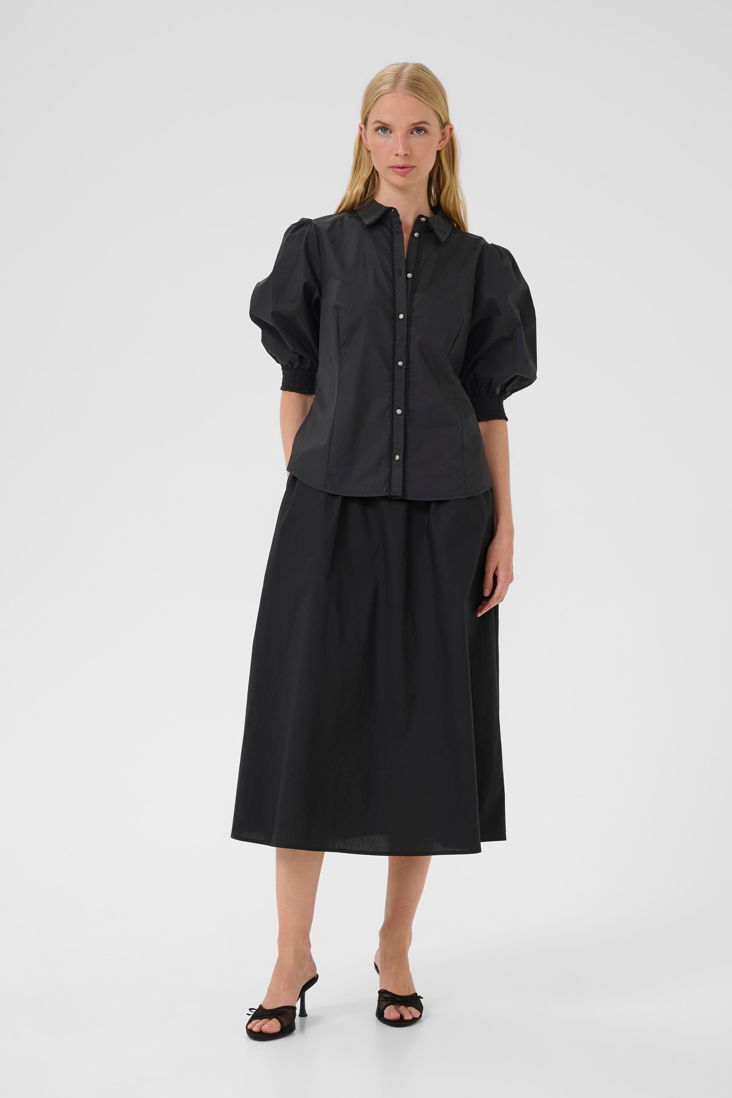 ChillyKB Blouse LOOKBOOK FRONT 10103644-194008