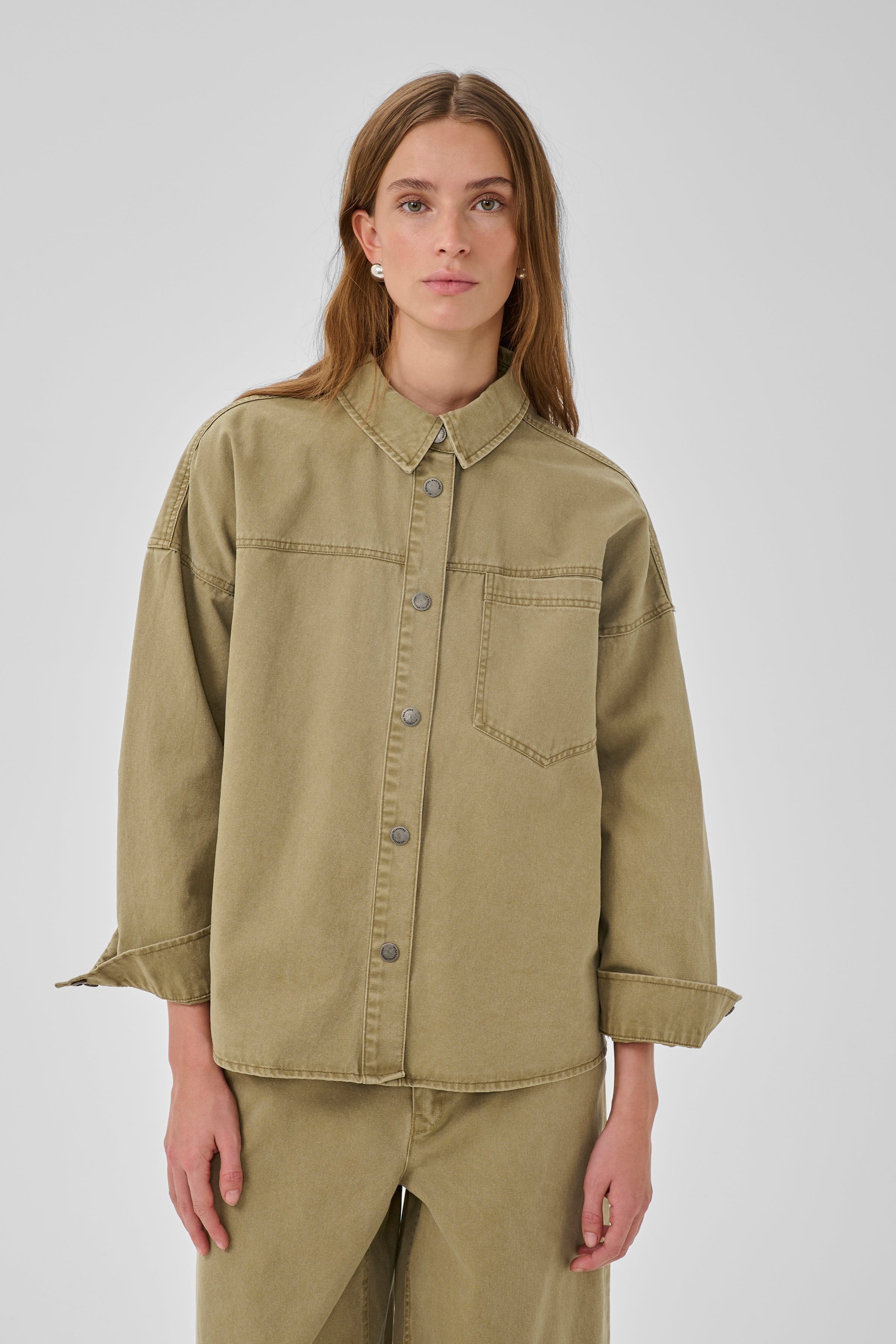 MWLisva Shirt LOOKBOOK FRONT 10705438-109138