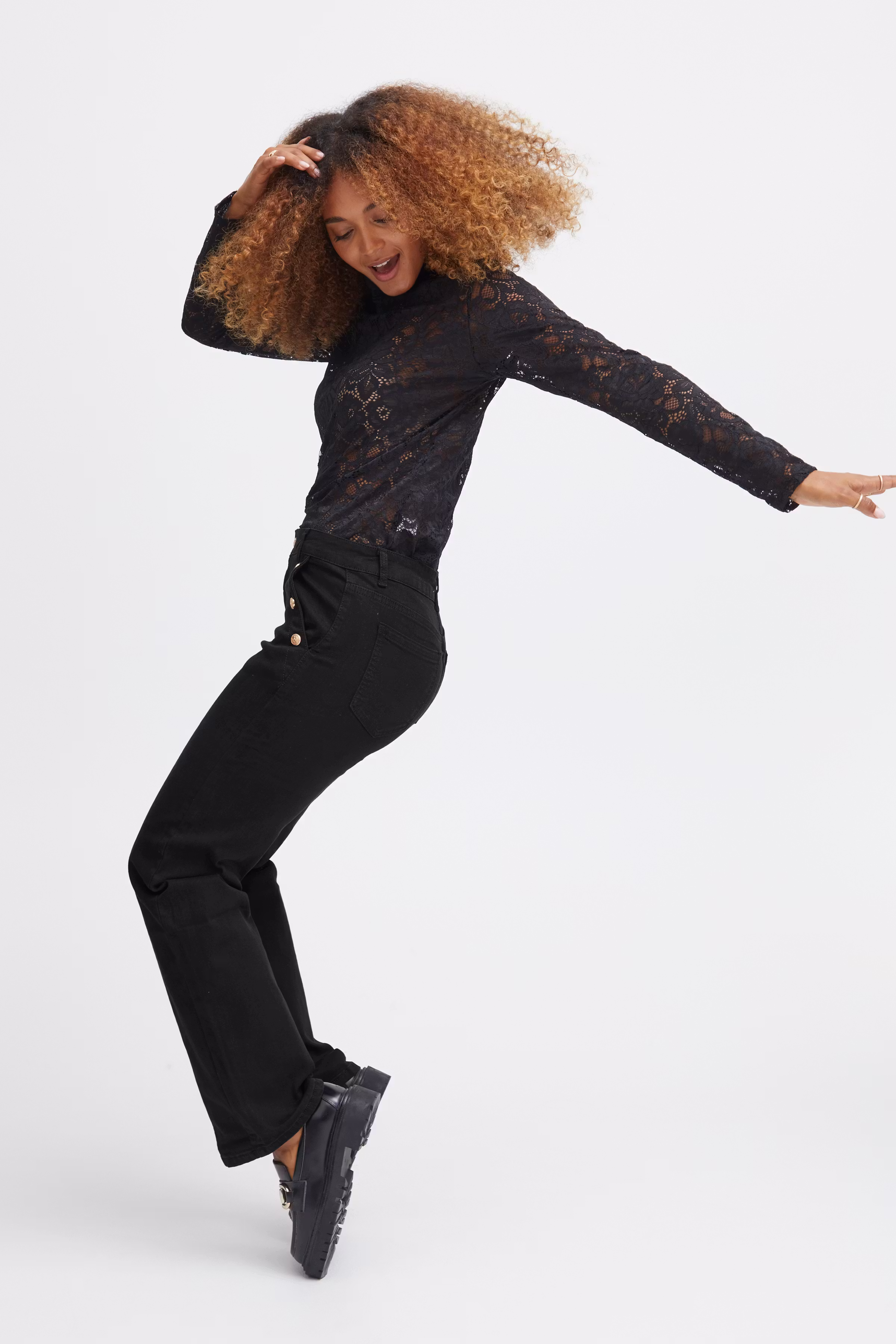 SBYALINA Bukser LOOKBOOK DETAIL 22100409-202821