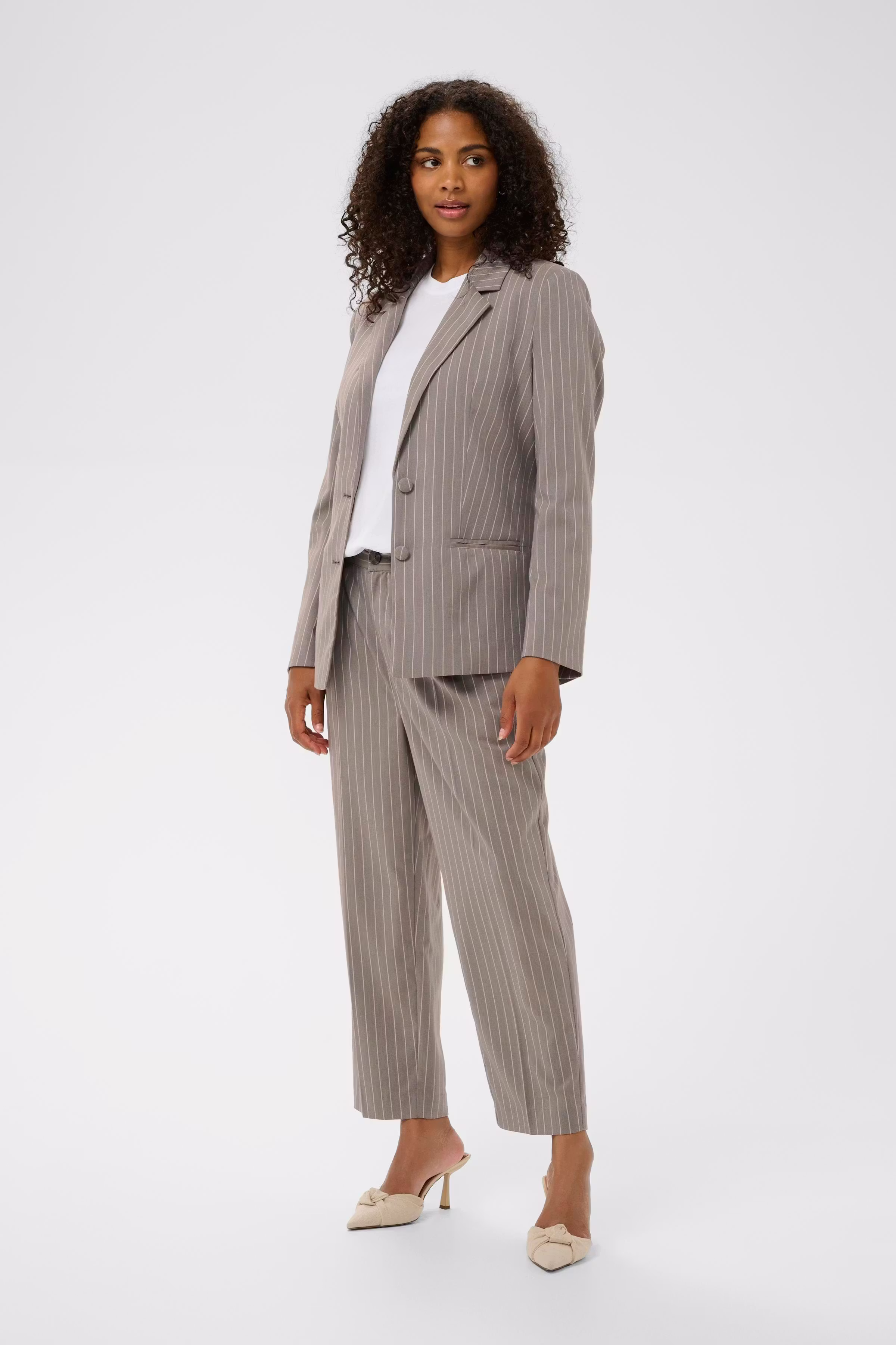 KAheather Hose LOOKBOOK FRONT 10511078-108808