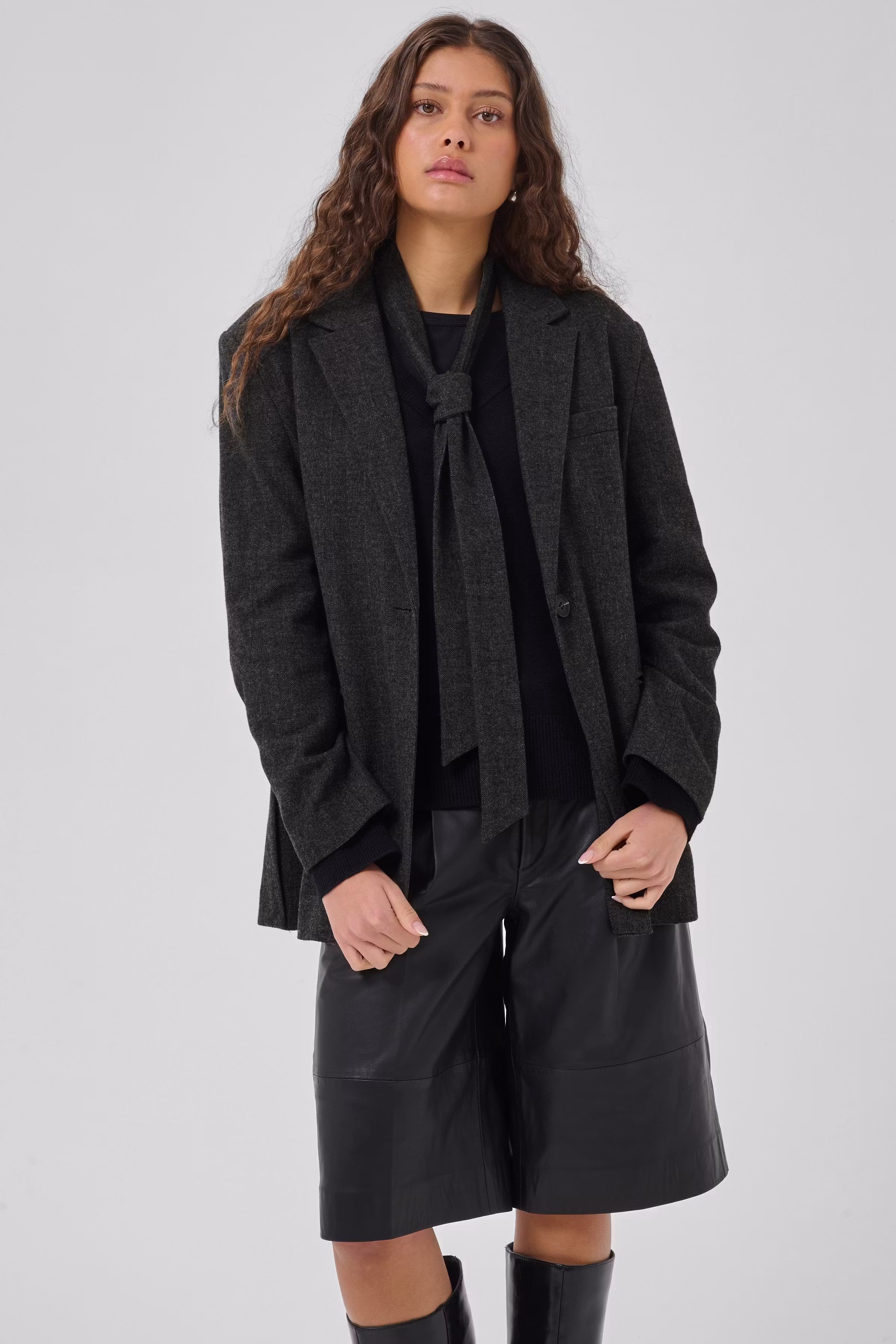 MWLayla Blazer LOOKBOOK DETAIL 10705688-100379