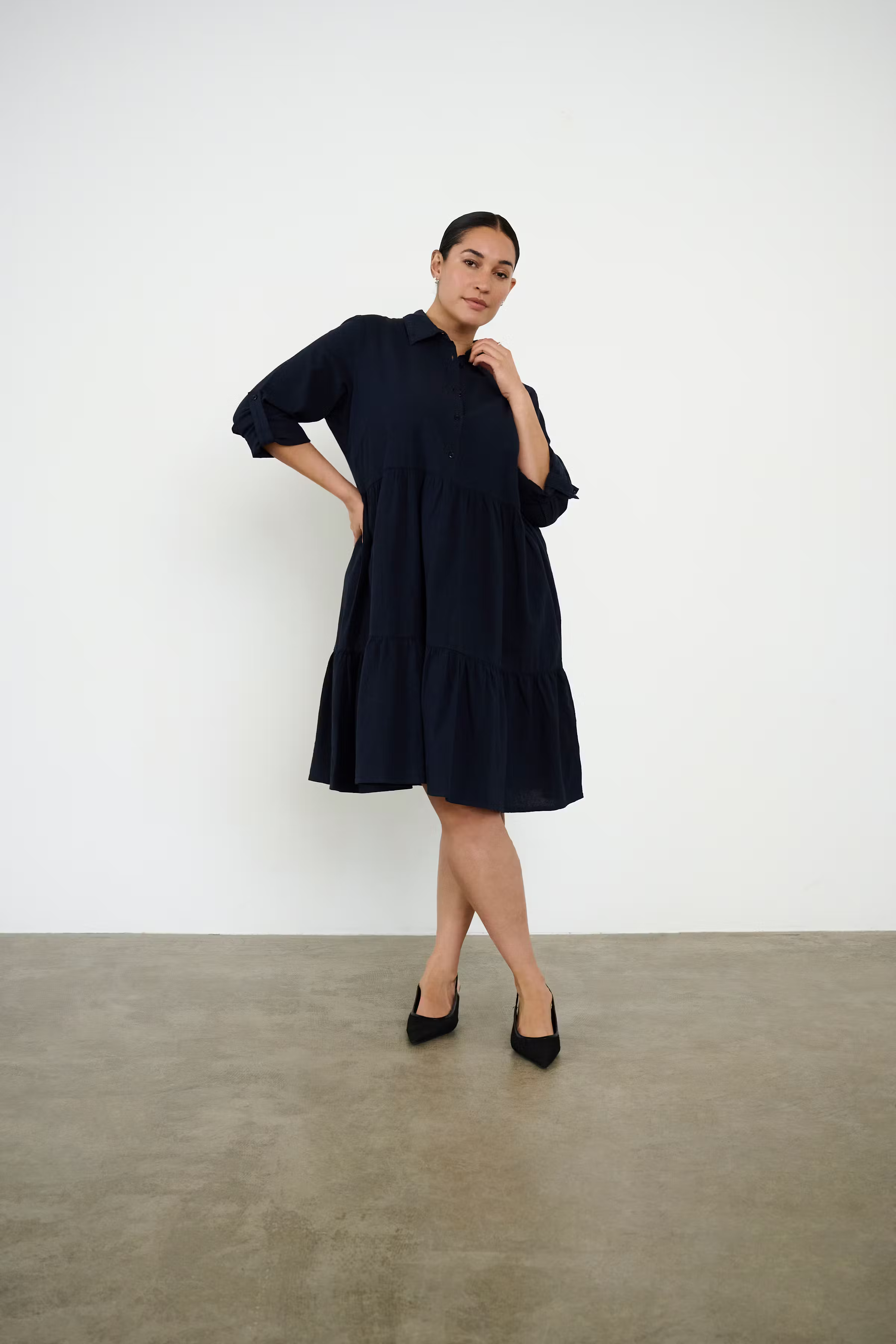 KCnana Dress LOCATION NONE 10580928-100121