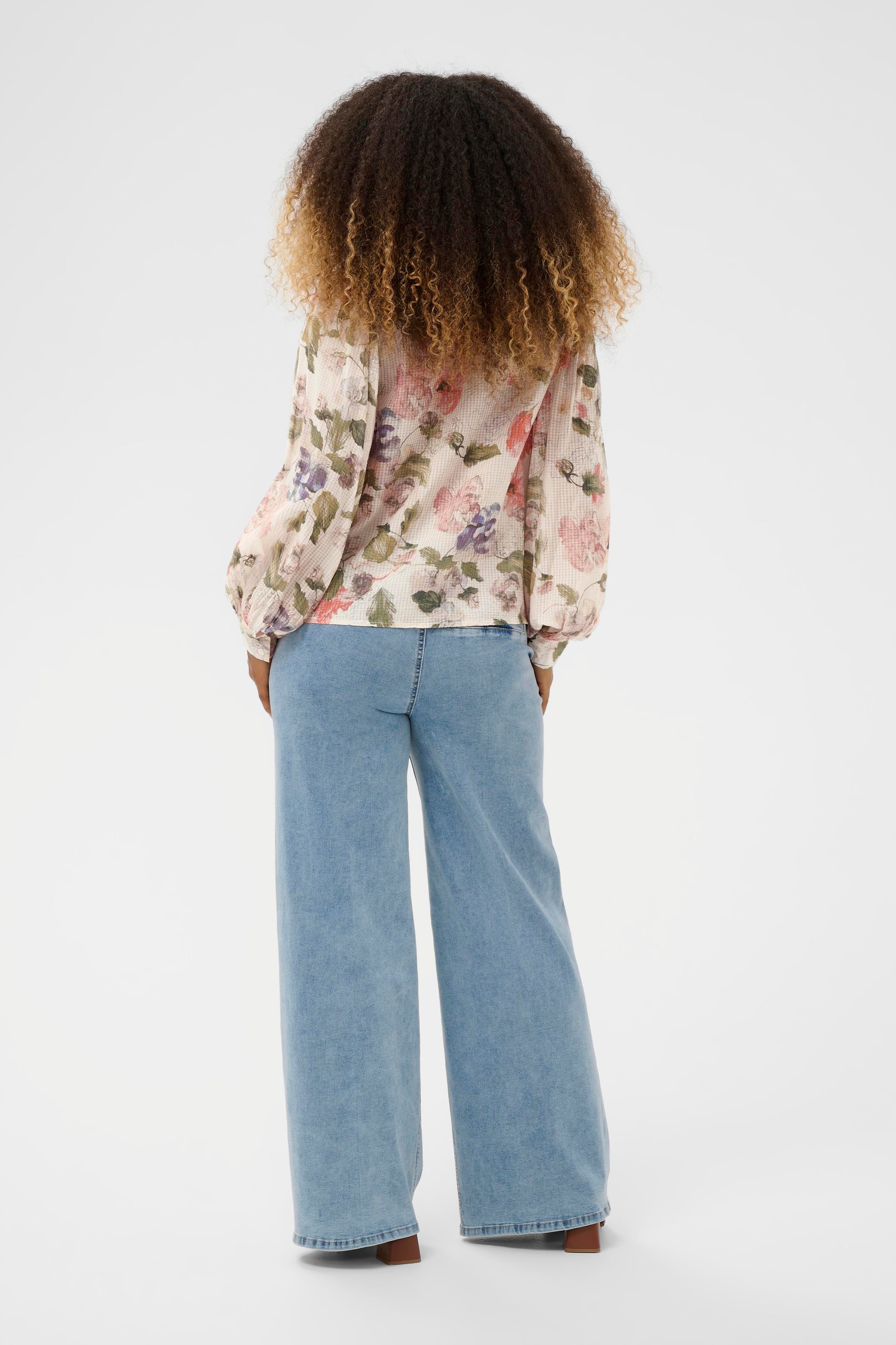 CRHailey Shirt LOOKBOOK BACK 10613332-107168