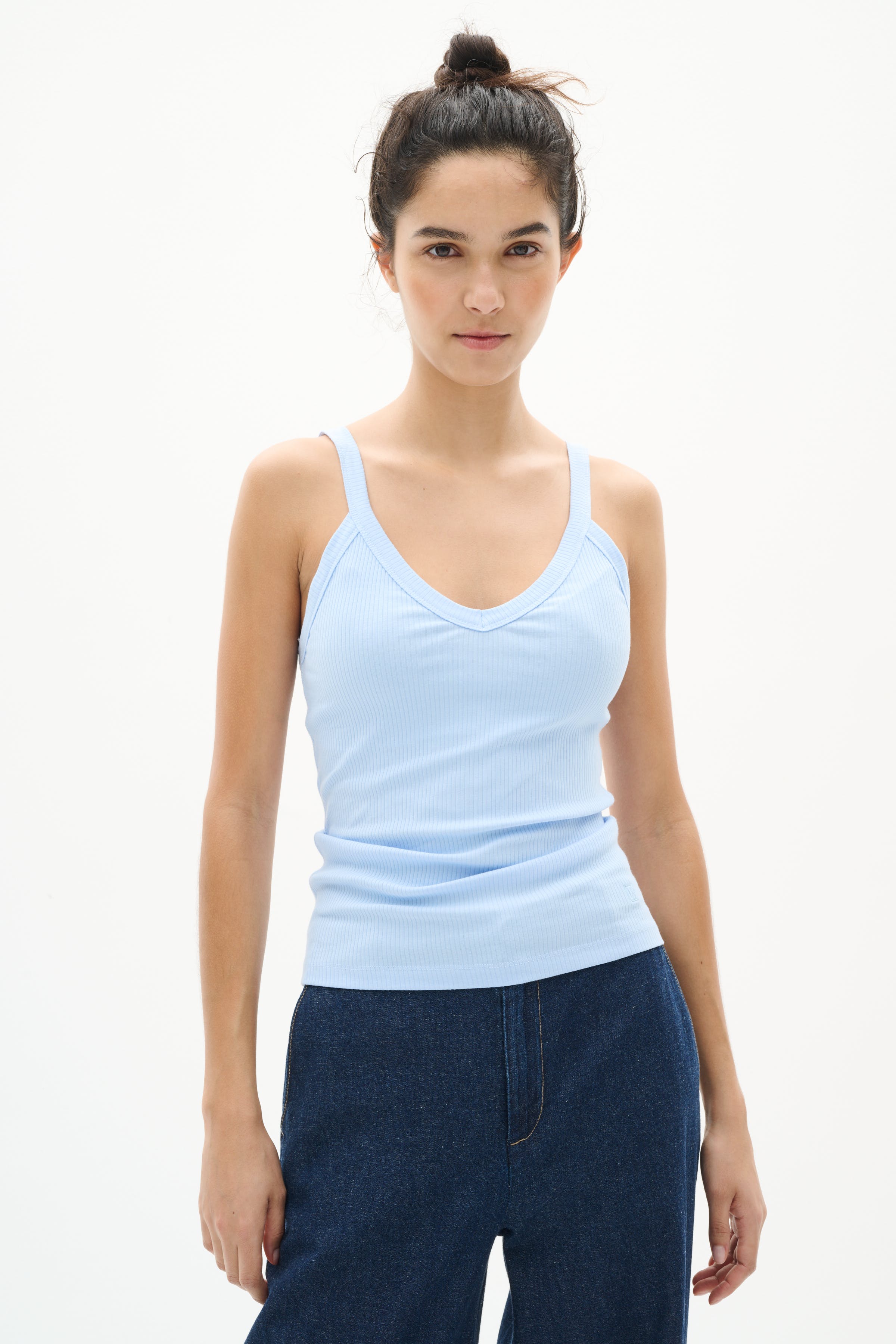 DagnaIW V-Top LOOKBOOK FRONT 30109585-154031