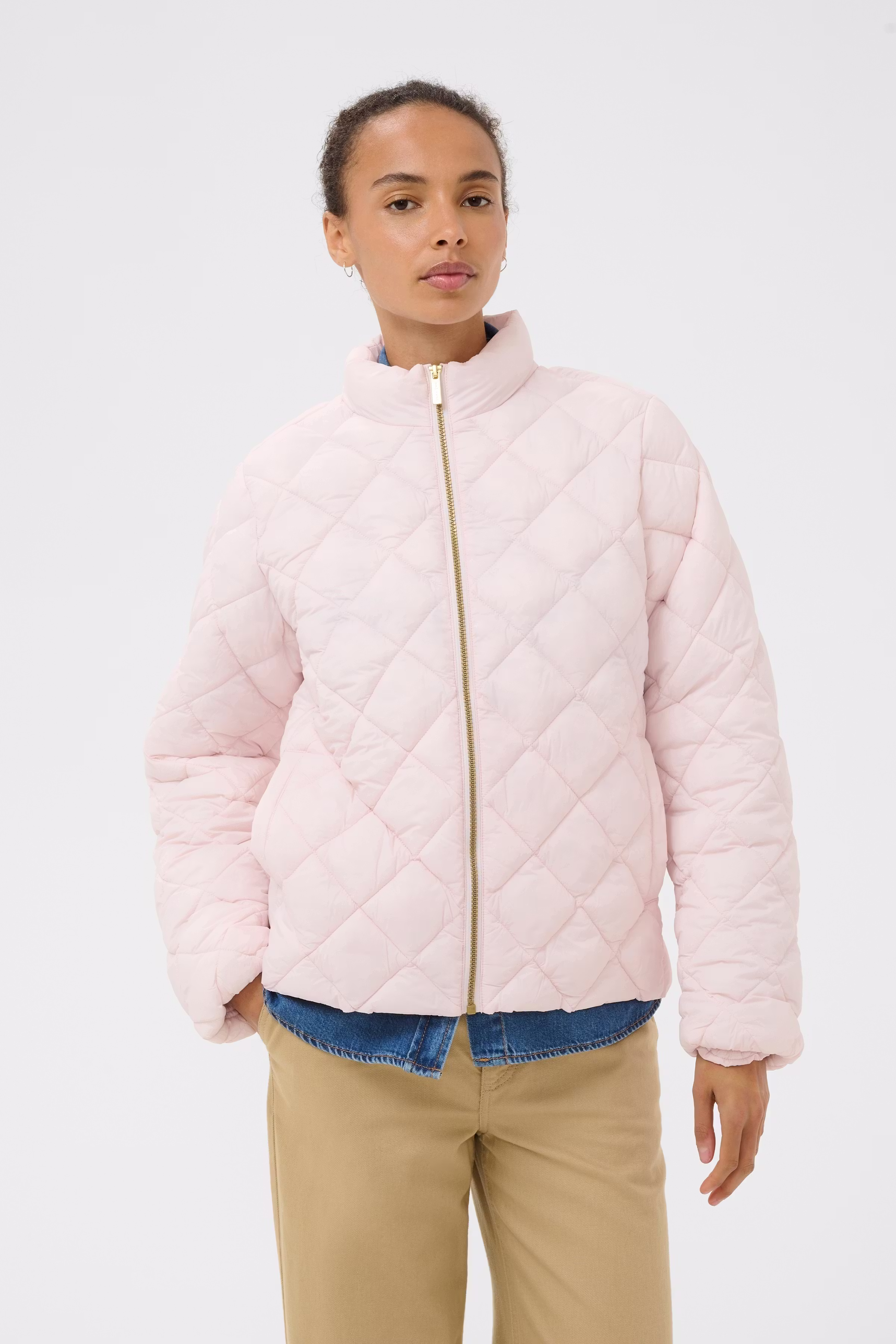 OliaPW Yttertøy LOOKBOOK FRONT 30310243-122902