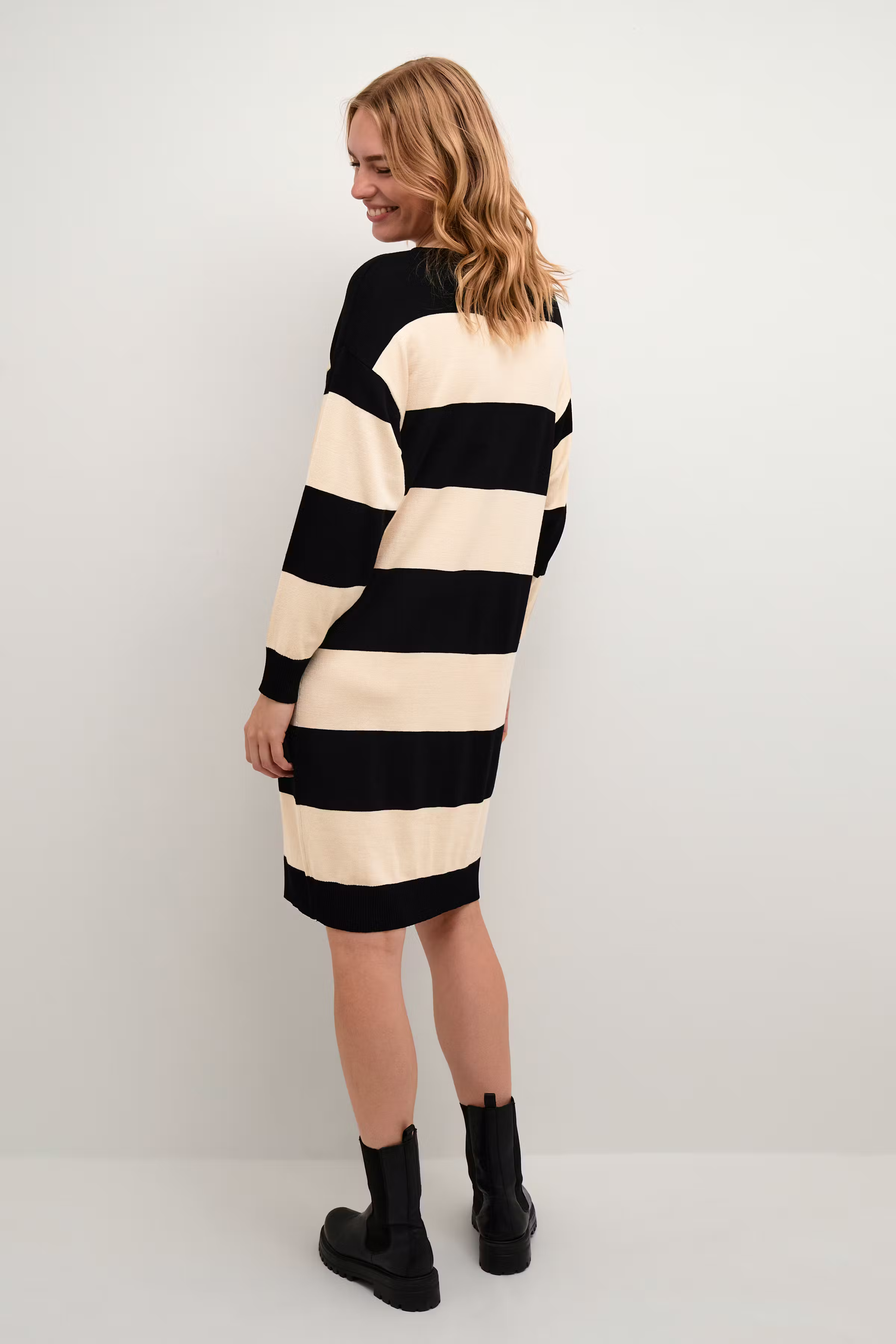 CUannemarie Knitted dress LOOKBOOK BACK 50110220-105235