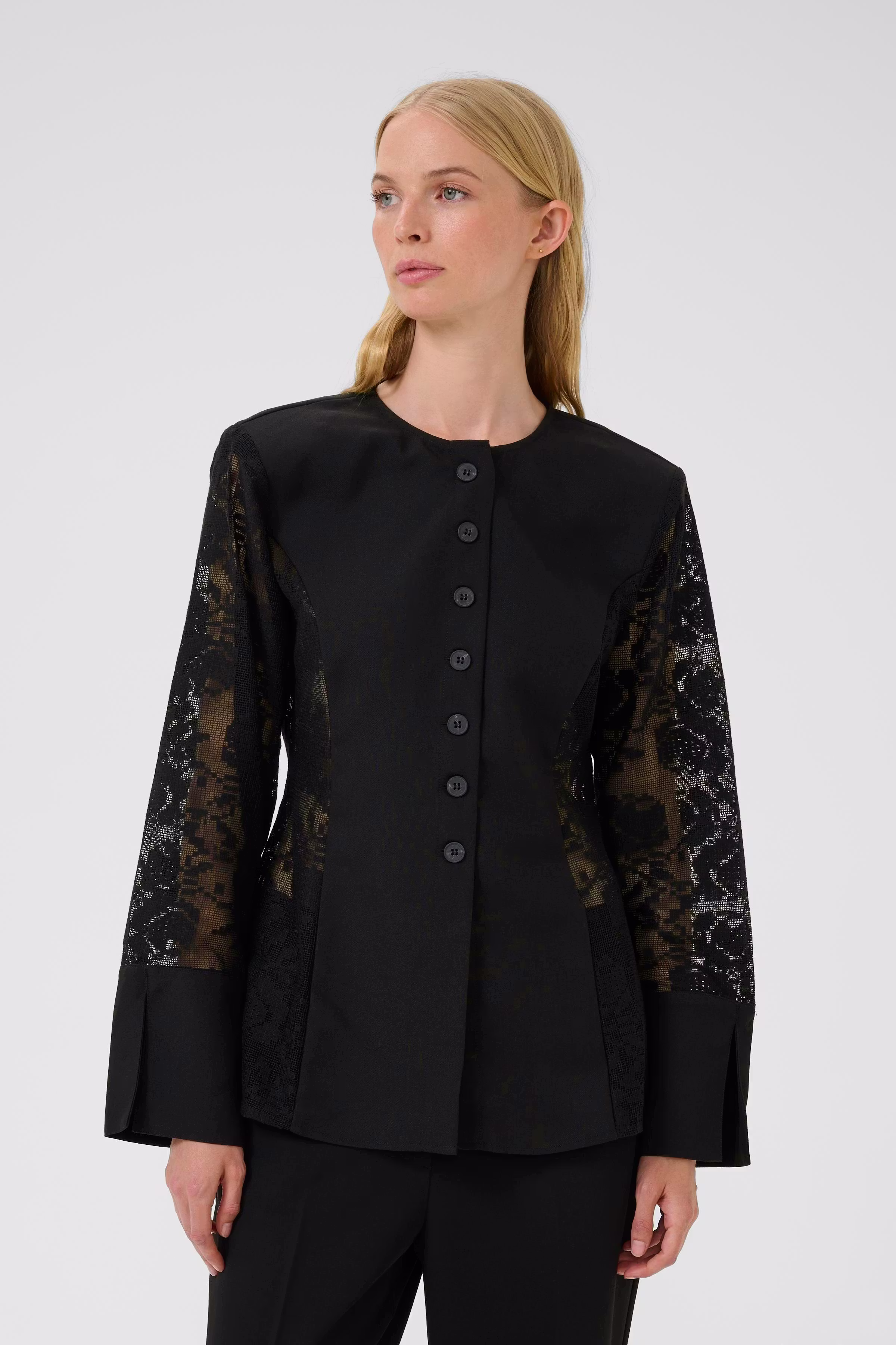 KBBrynja Skjorte LOOKBOOK FRONT 10105651-194008