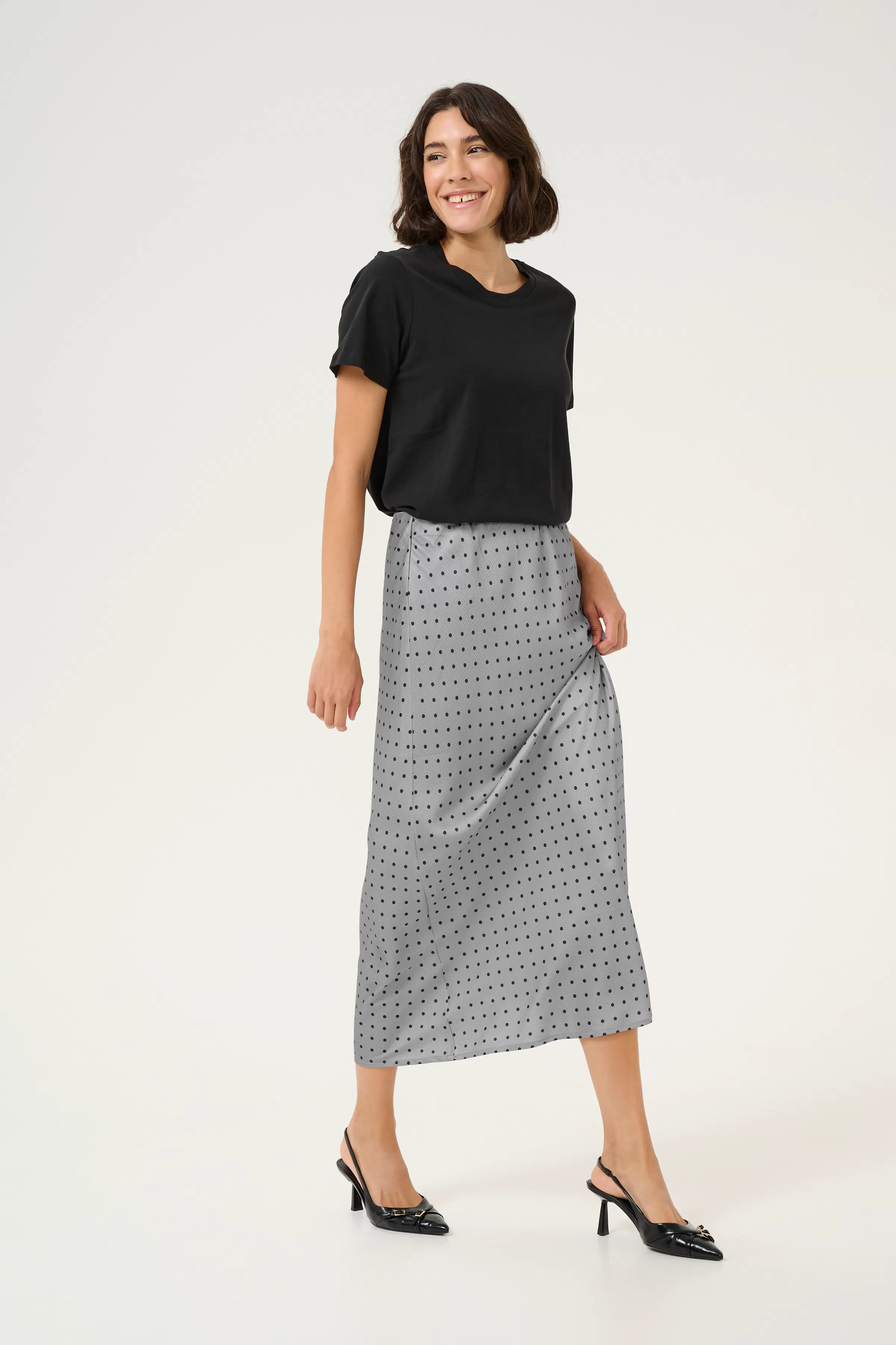 KAlotte Skjørt LOOKBOOK FRONT 10508853-106645