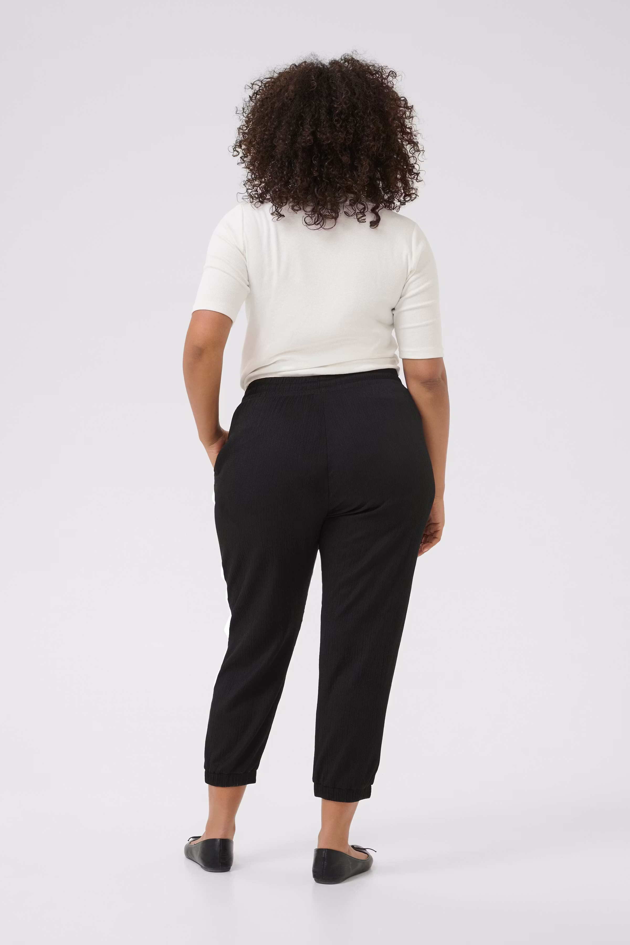 KCrina Bukser LOOKBOOK BACK 10583323-100121