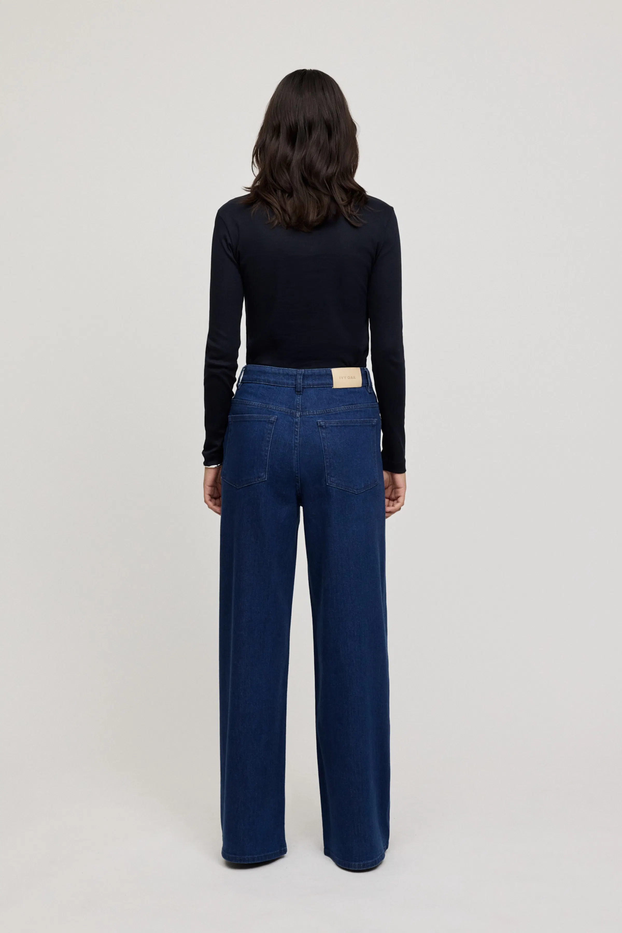 IOPrijanka Jeans LOOKBOOK BACK 30600160-BL866