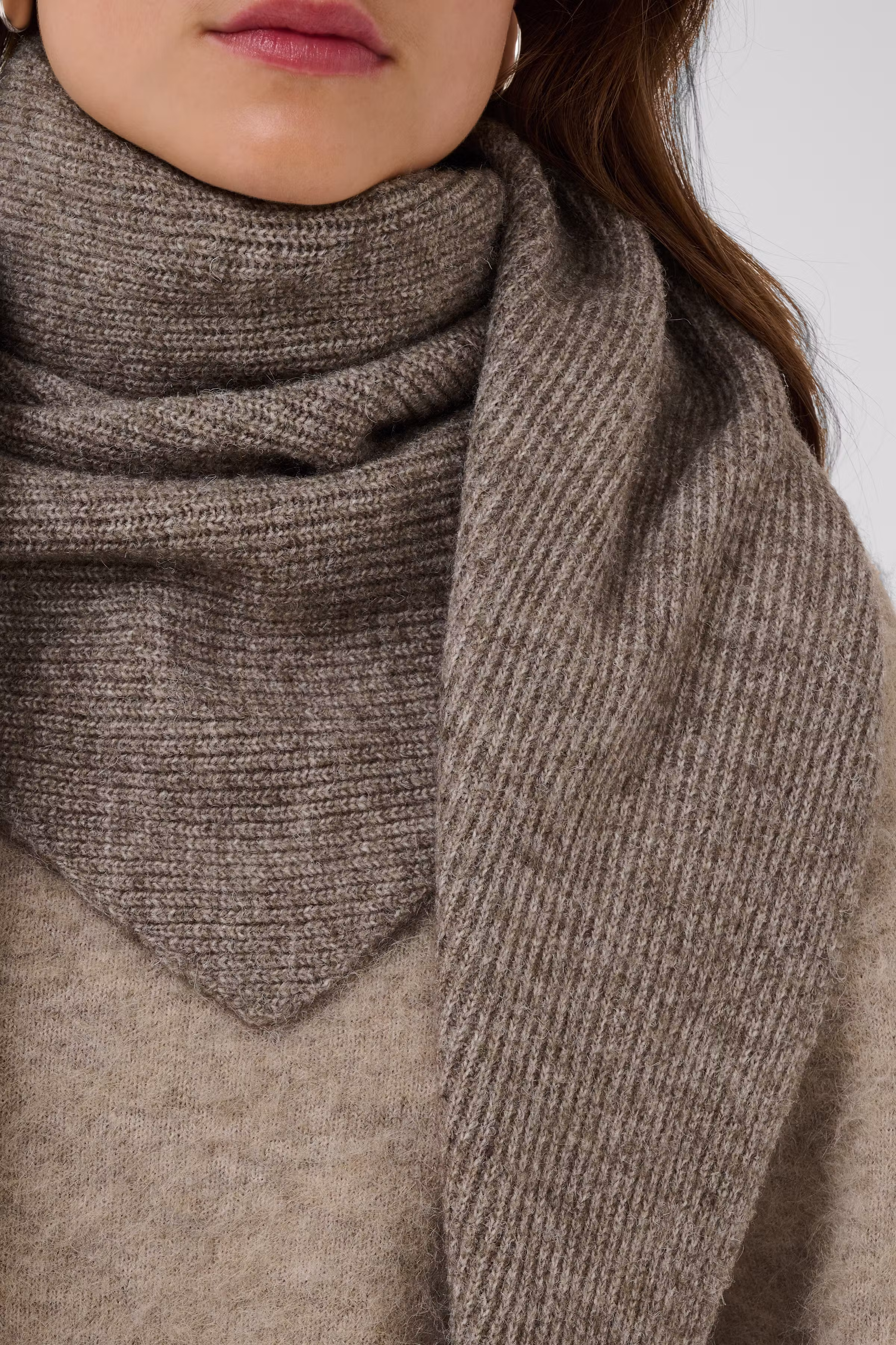 AlulluSZ Sjaal LOOKBOOK DETAIL 30515236-1813061