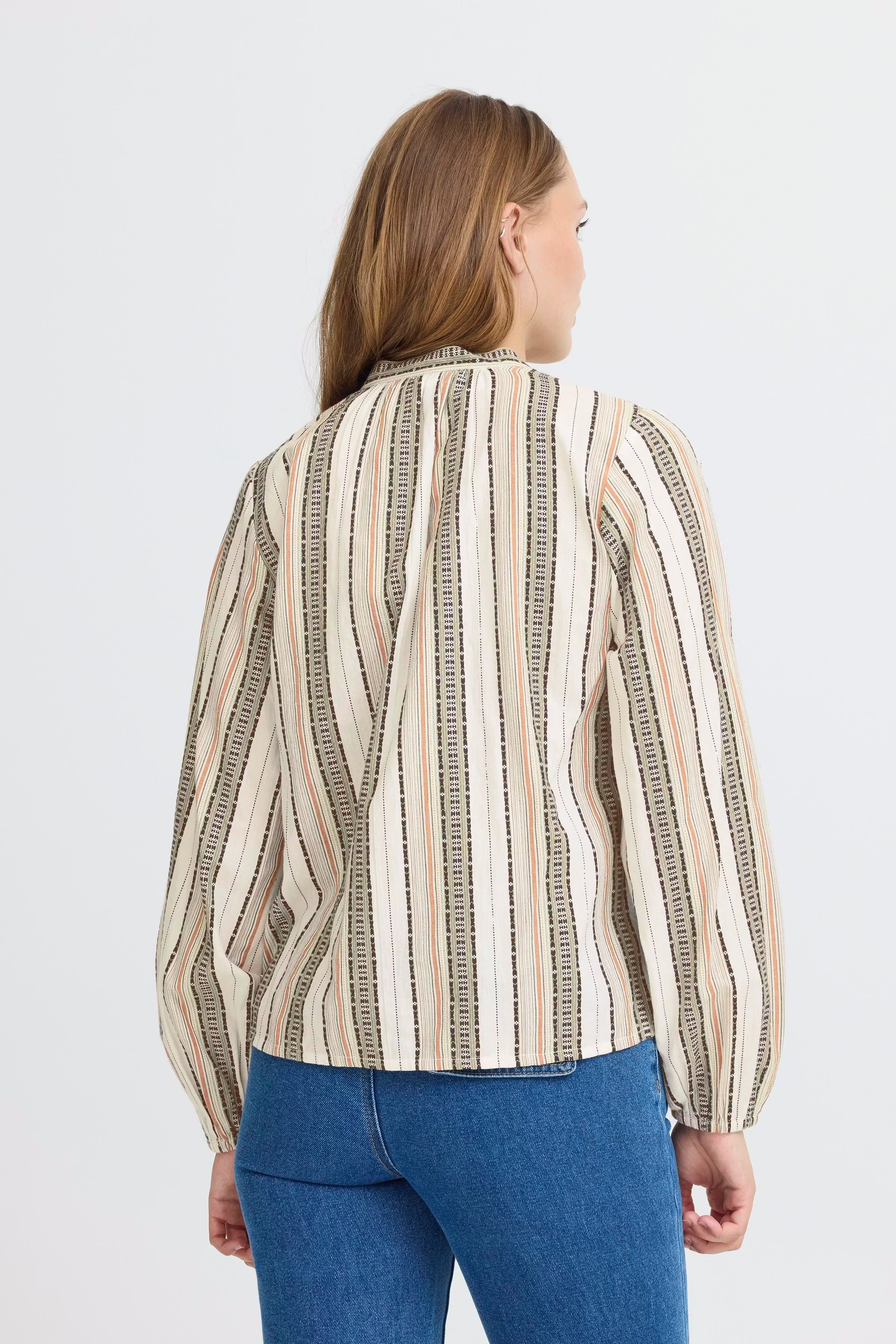 PZTANNIE Blouse LOOKBOOK BACK 50209127-110105