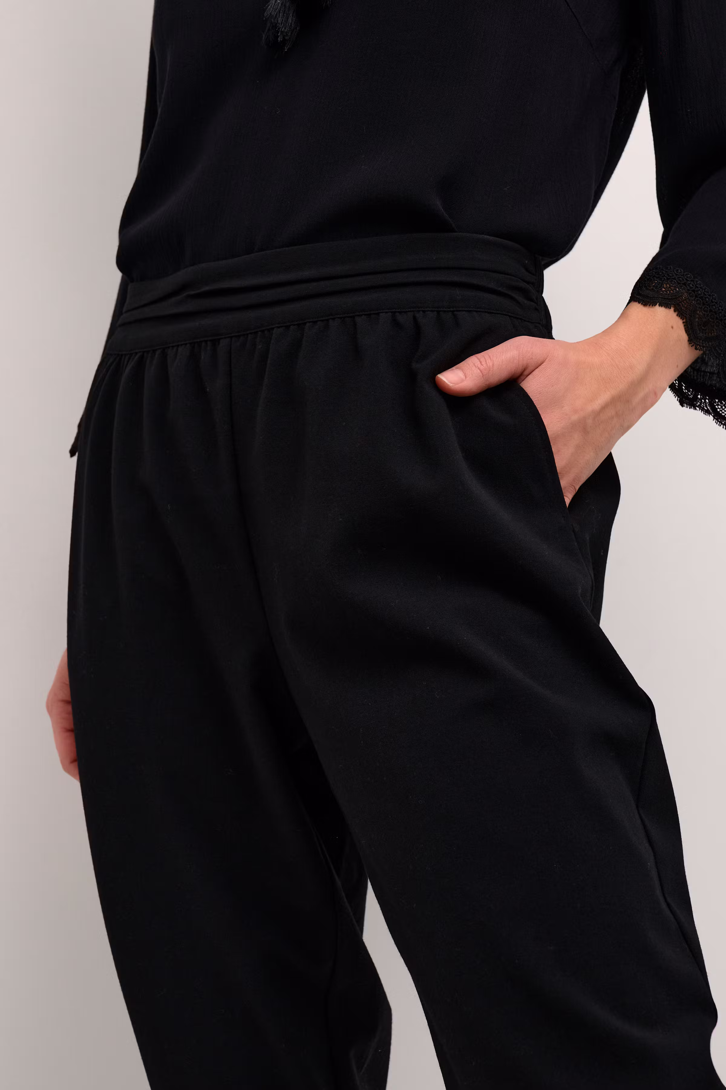 CRCharlott Byxor LOOKBOOK DETAIL 10608712-100120