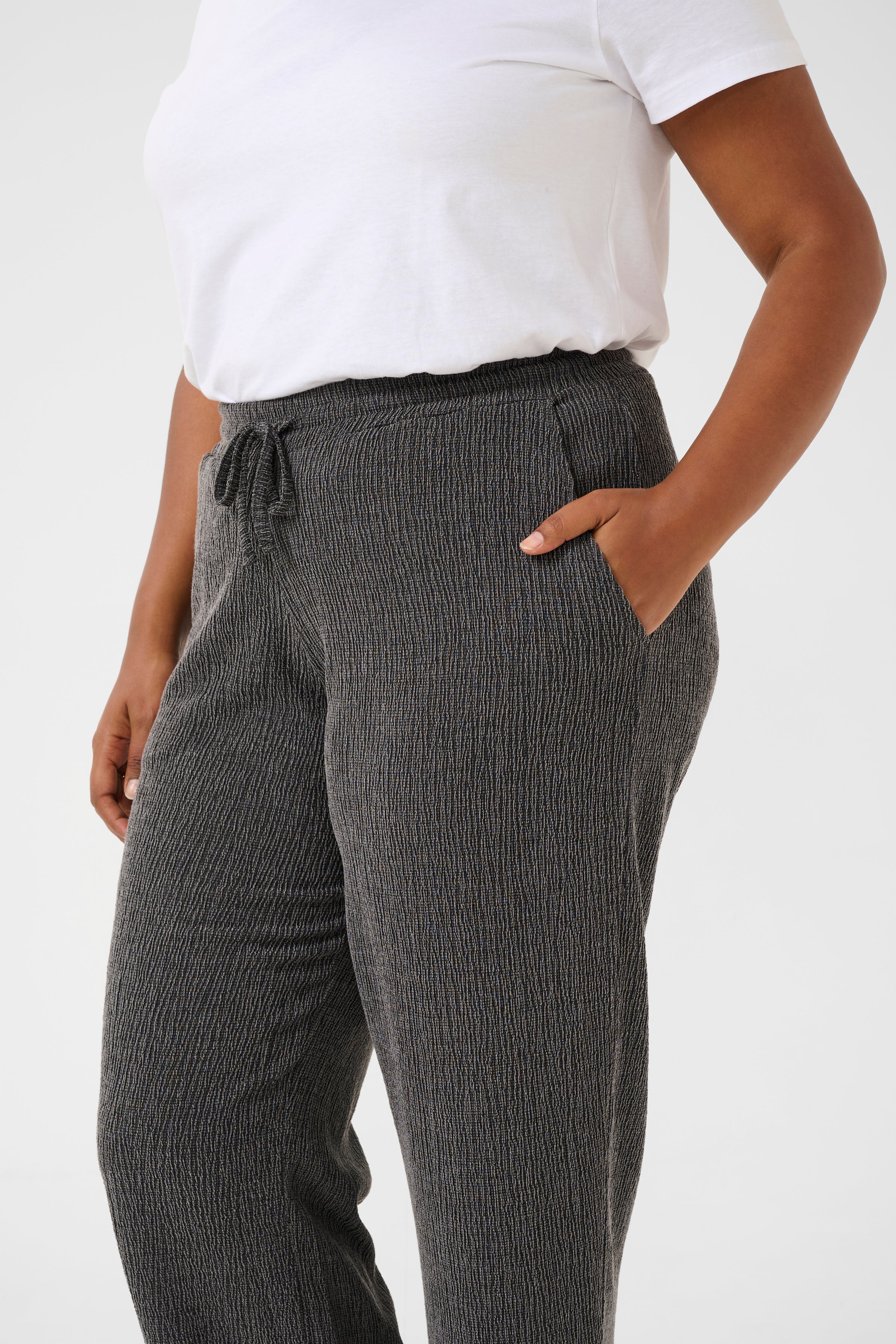 KColena Bukser LOOKBOOK DETAIL 10582856-100125