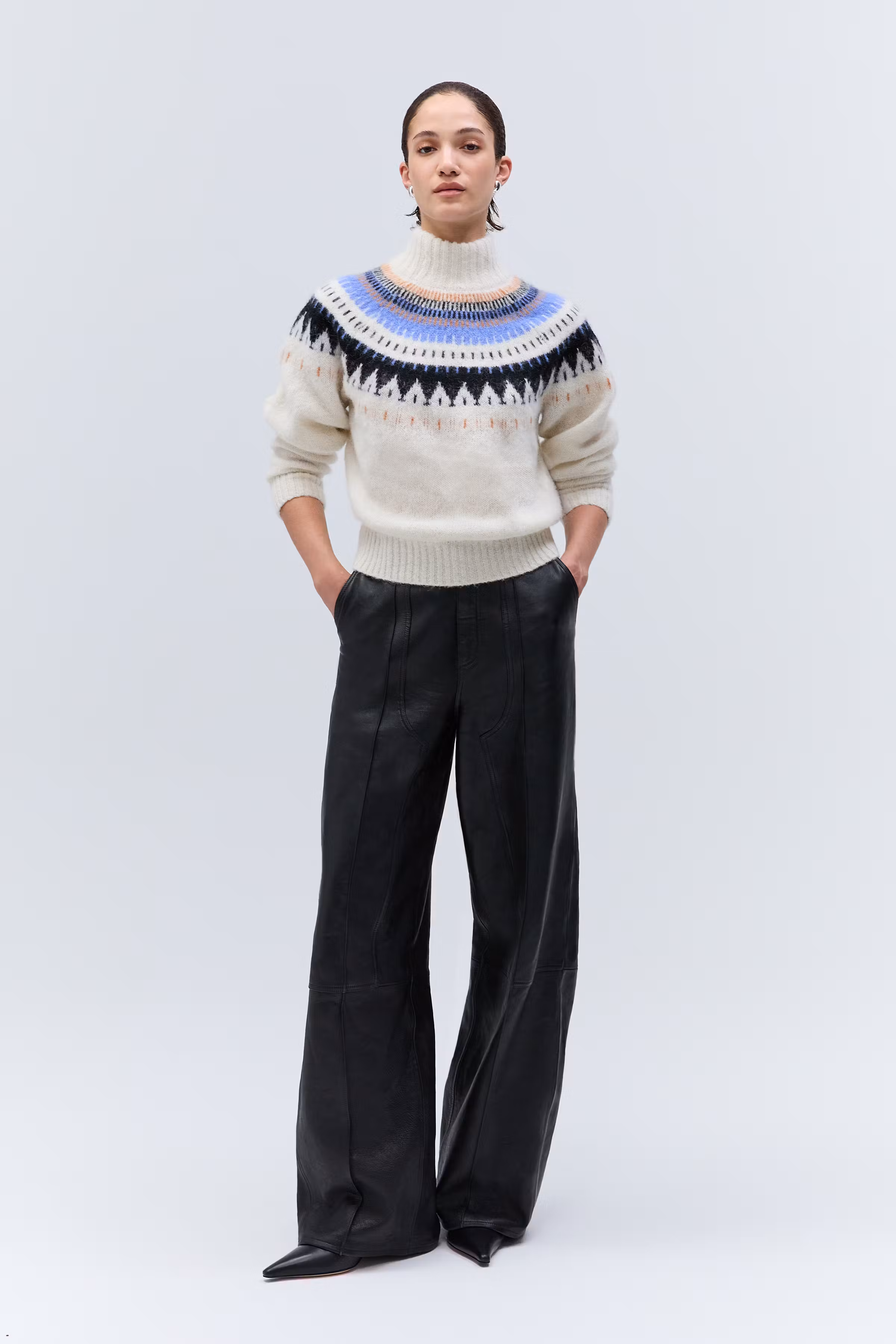 IOFidessa Pullover LOOKBOOK FRONT 30600032-WH015