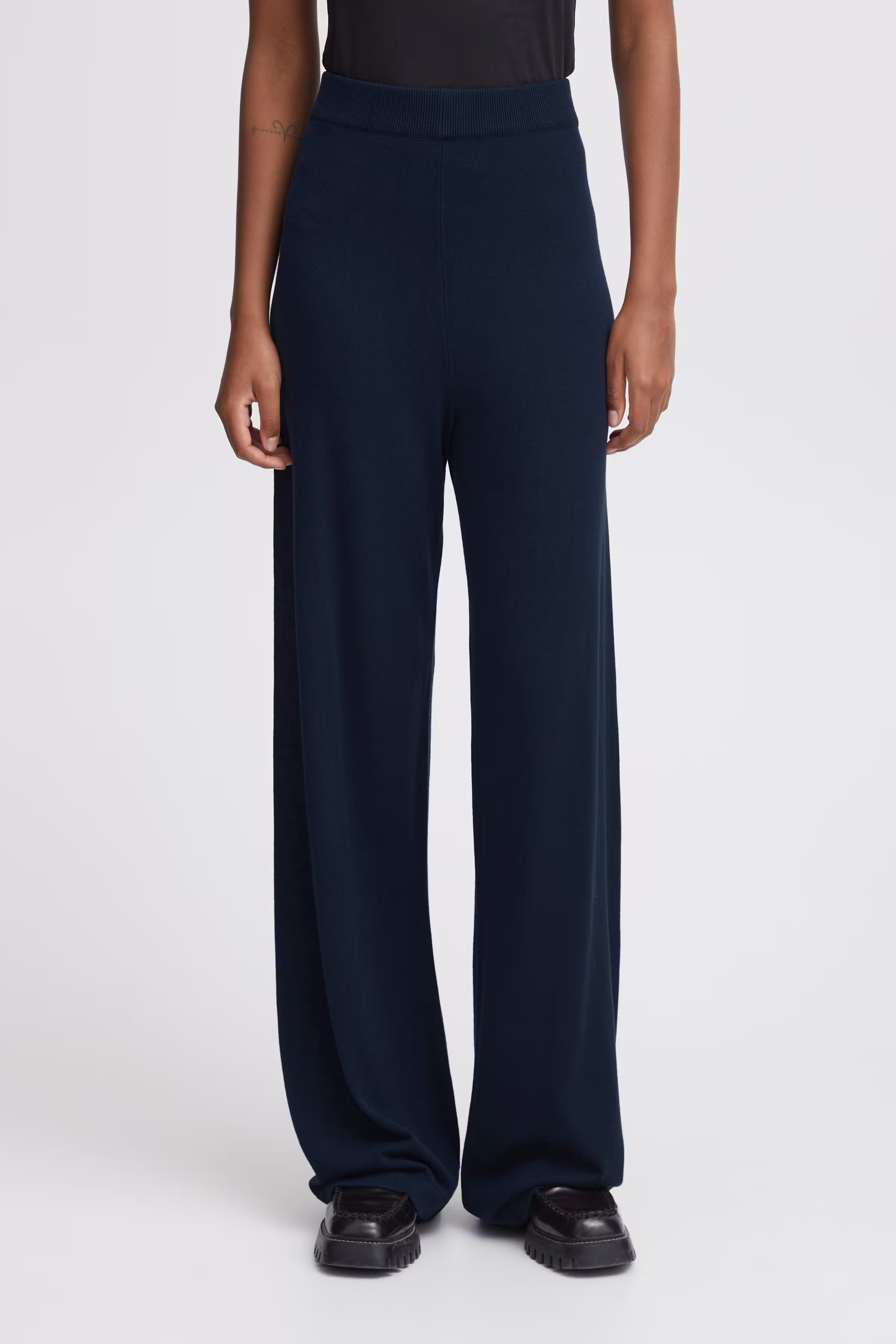 BYMMORLA Bukser LOOKBOOK FRONT 20815303-193923