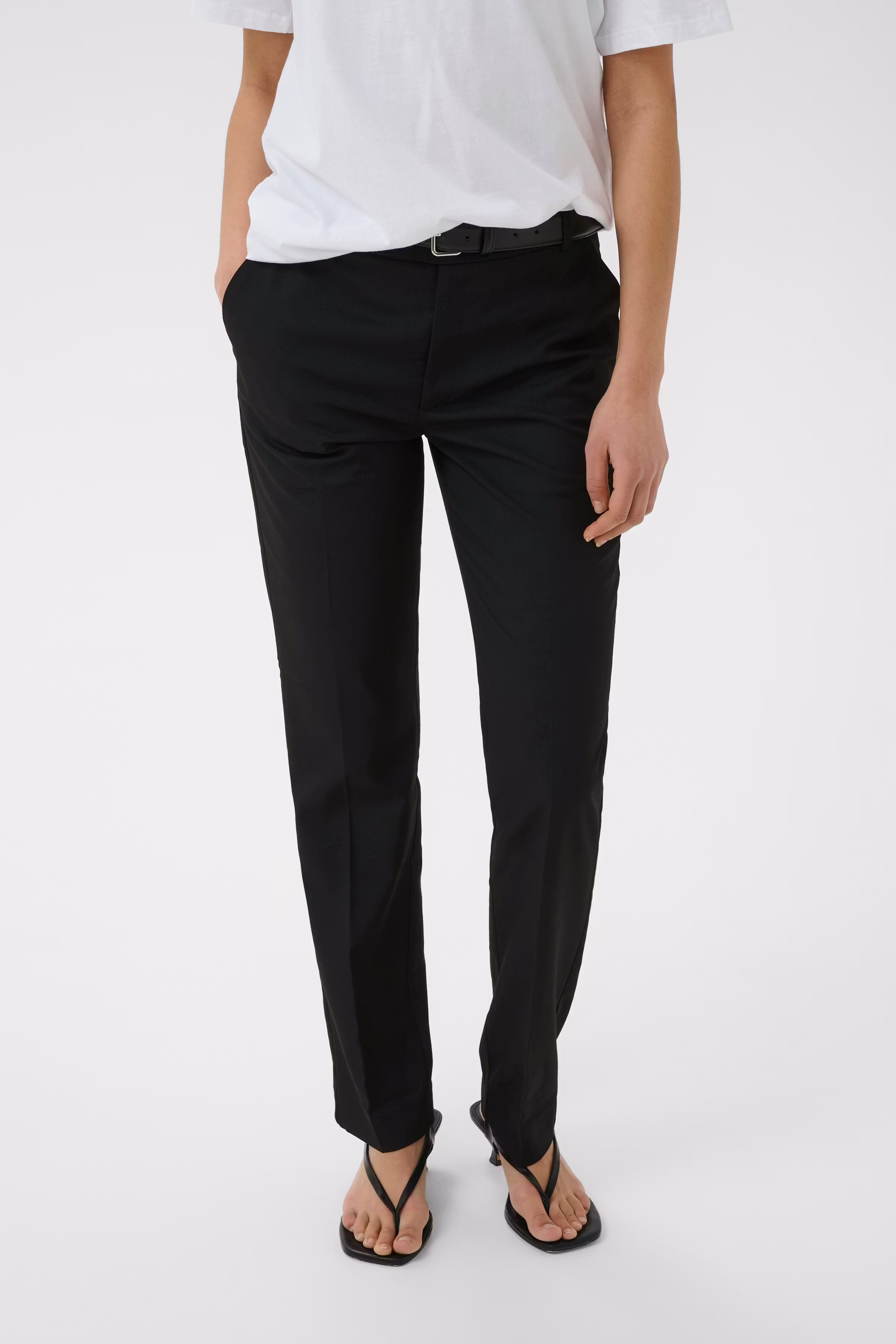 CADIEIW Broek LOOKBOOK FRONT 30112601-194008