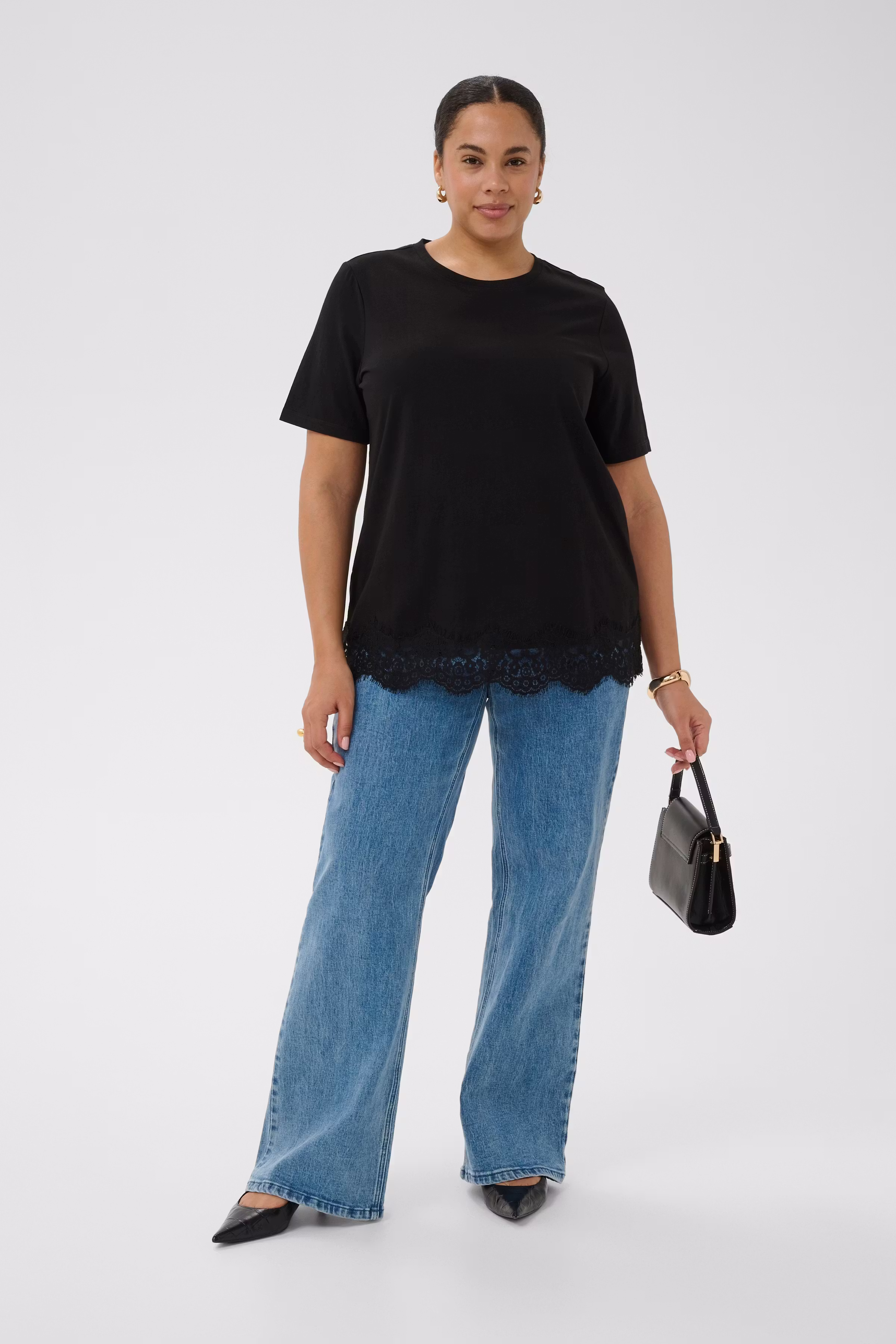 KColivia T-shirt LOOKBOOK FRONT 10584468-100121