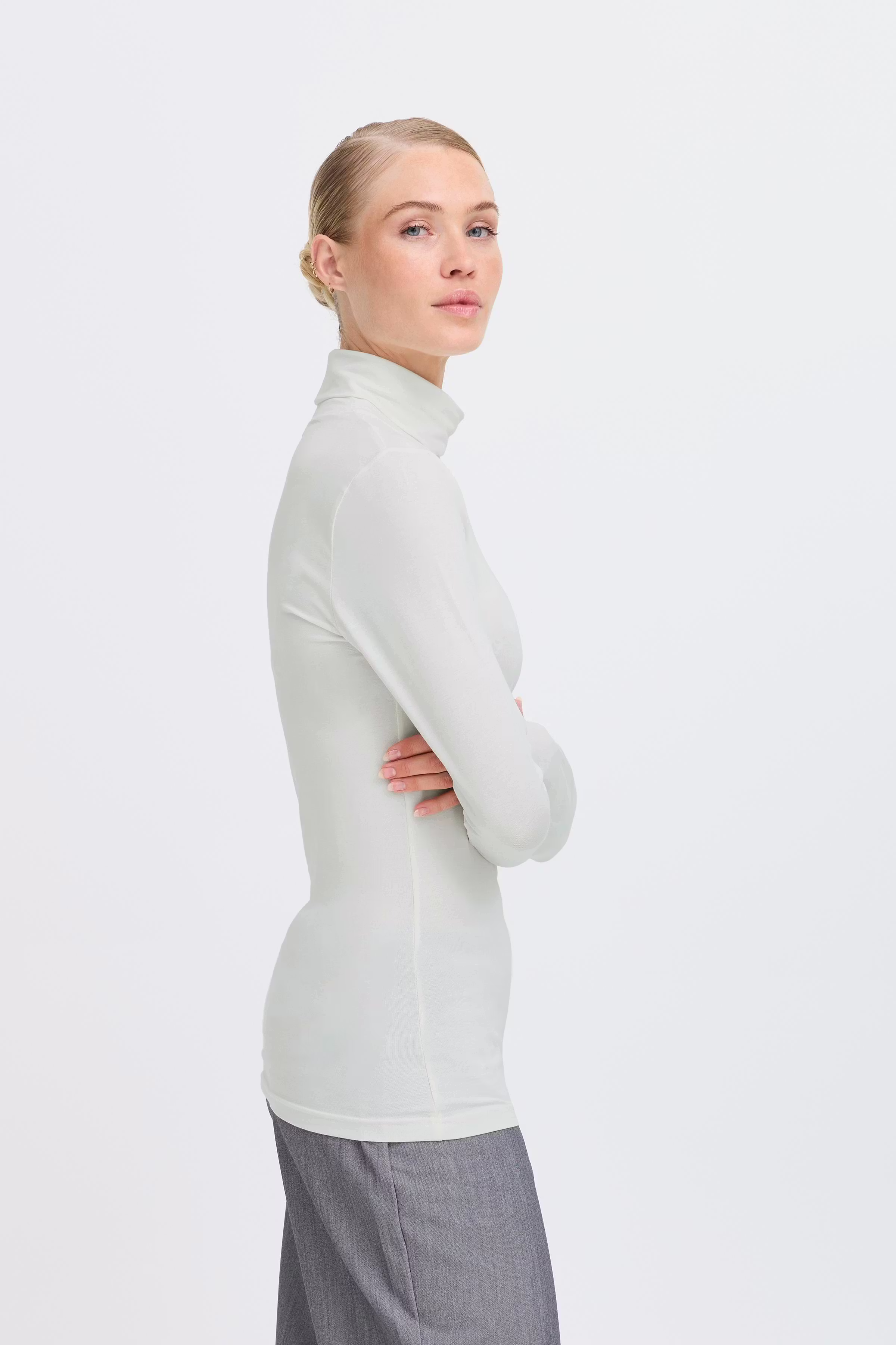 Turtleneck with long sleeves  LOOKBOOK DETAIL 20802565-80115