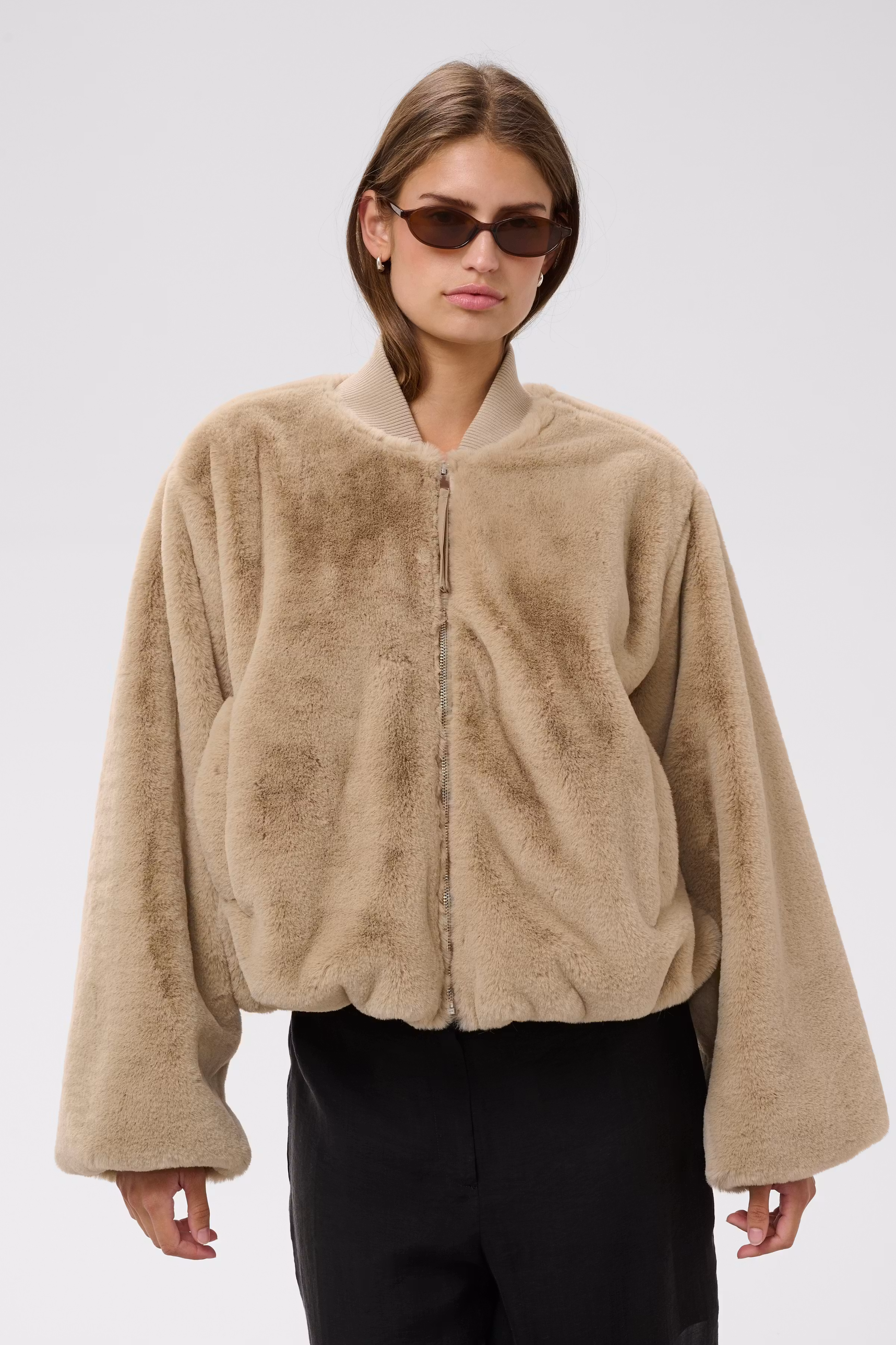 SLEstacia Outerwear LOOKBOOK FRONT 30409253-151305