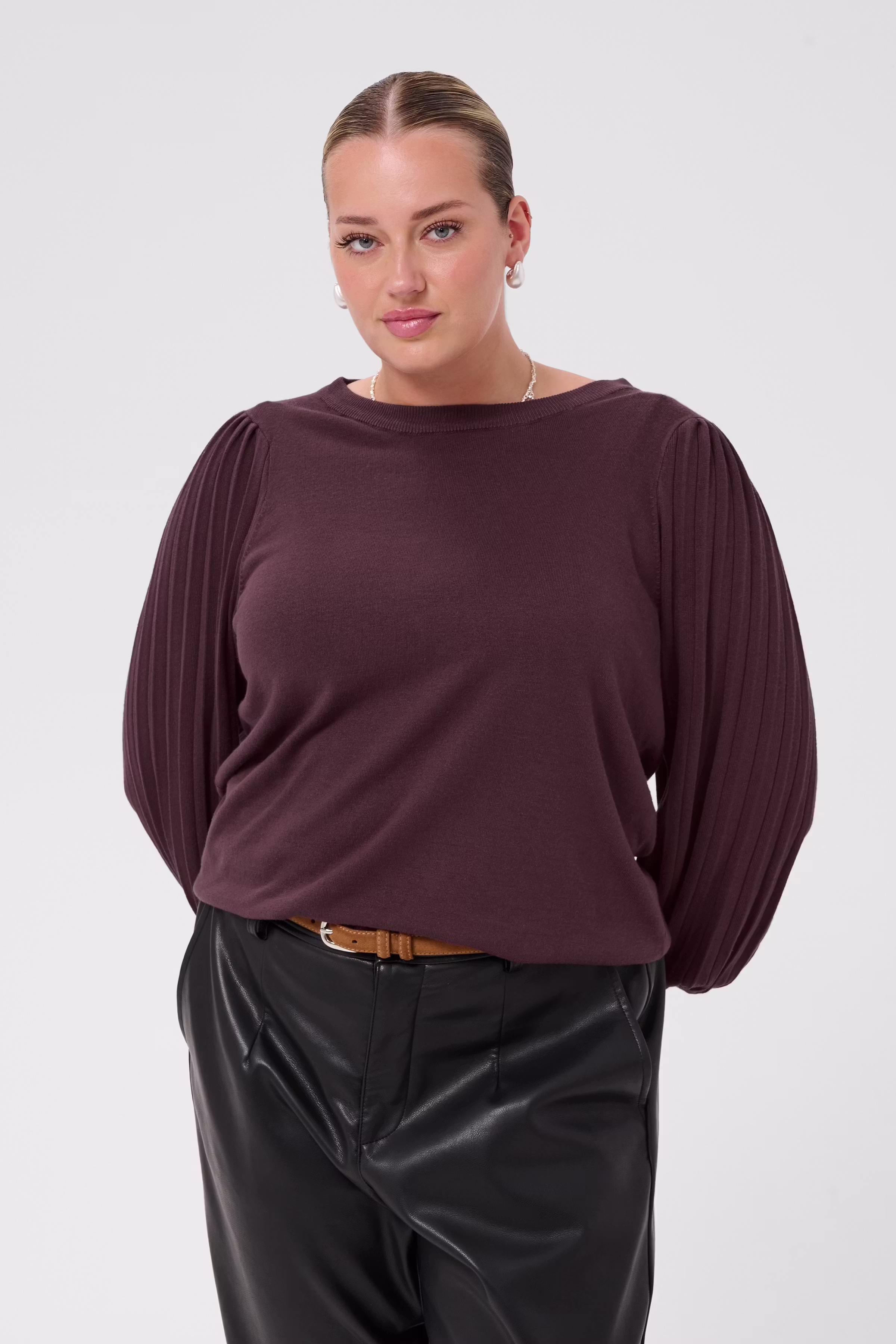 KCloni Pullover LOOKBOOK FRONT 10581811-191619