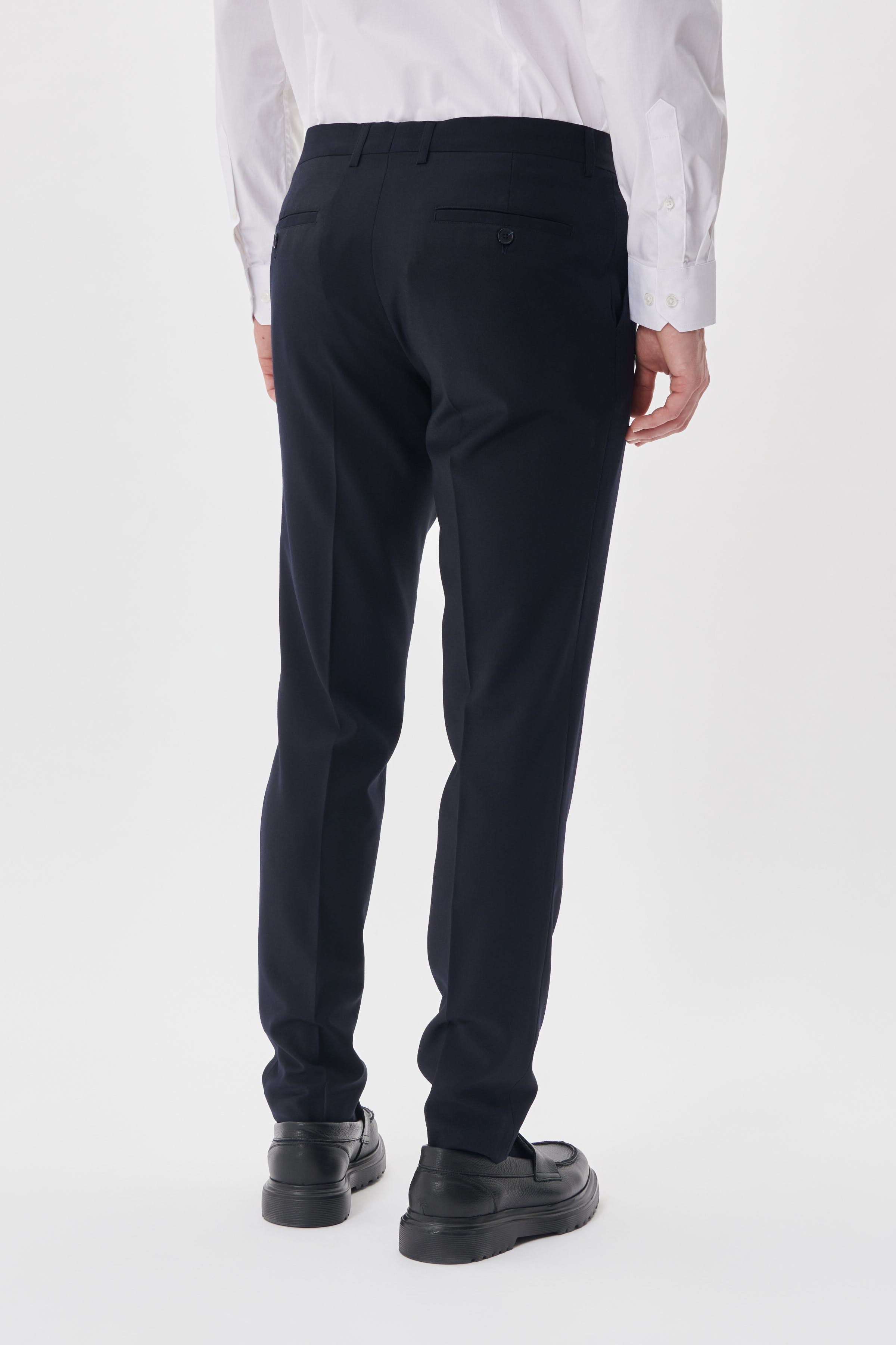 Vincent Hose LOOKBOOK BACK 30203434-194011